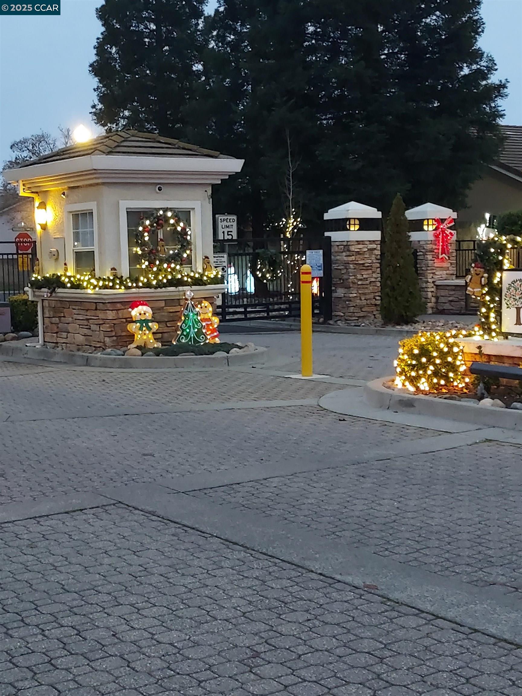 Detail Gallery Image 42 of 42 For 443 Mandarin Cir, Vacaville,  CA 95687 - 2 Beds | 2 Baths