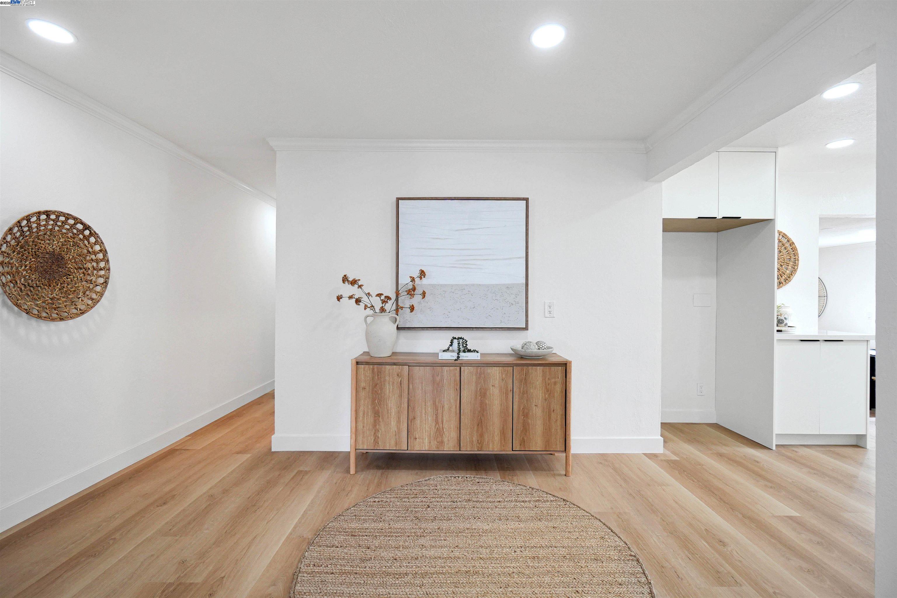 Detail Gallery Image 5 of 37 For 2126 Gross St, Milpitas,  CA 95035 - 4 Beds | 2 Baths