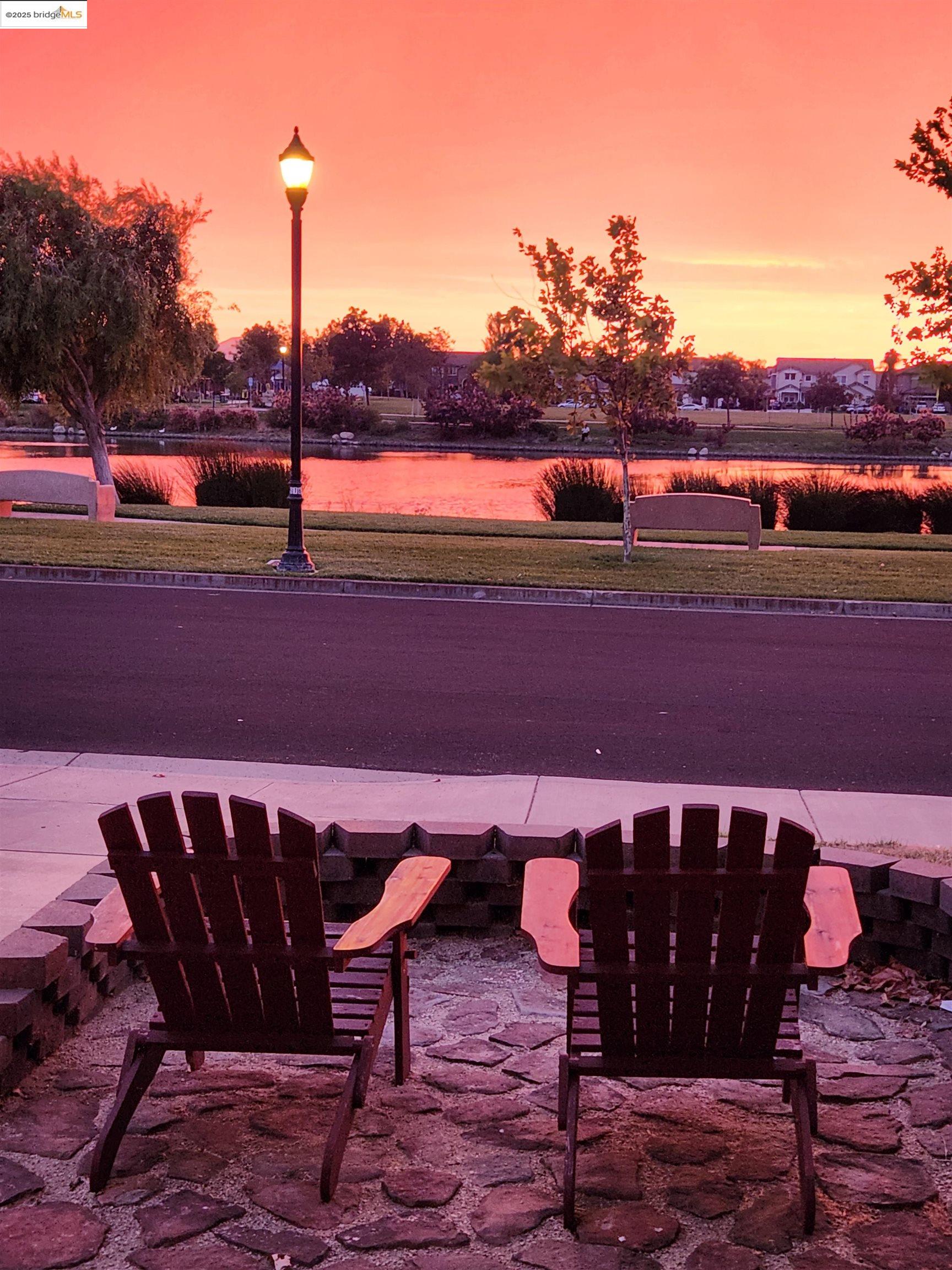 Detail Gallery Image 7 of 39 For 4794 Snowy Egret Way, Oakley,  CA 94561 - 4 Beds | 2/1 Baths