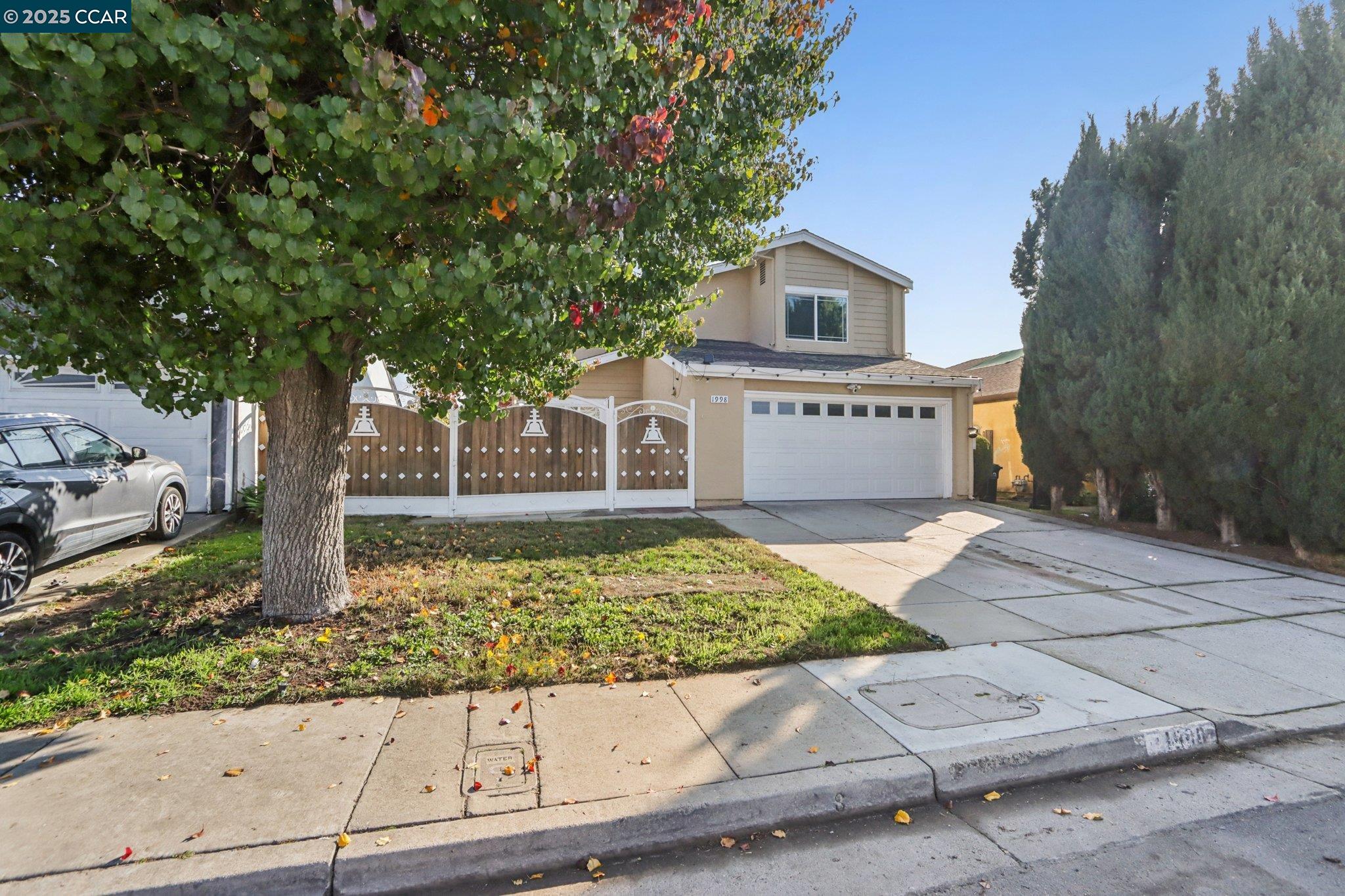 Front Image Thumbnail for CC41119062