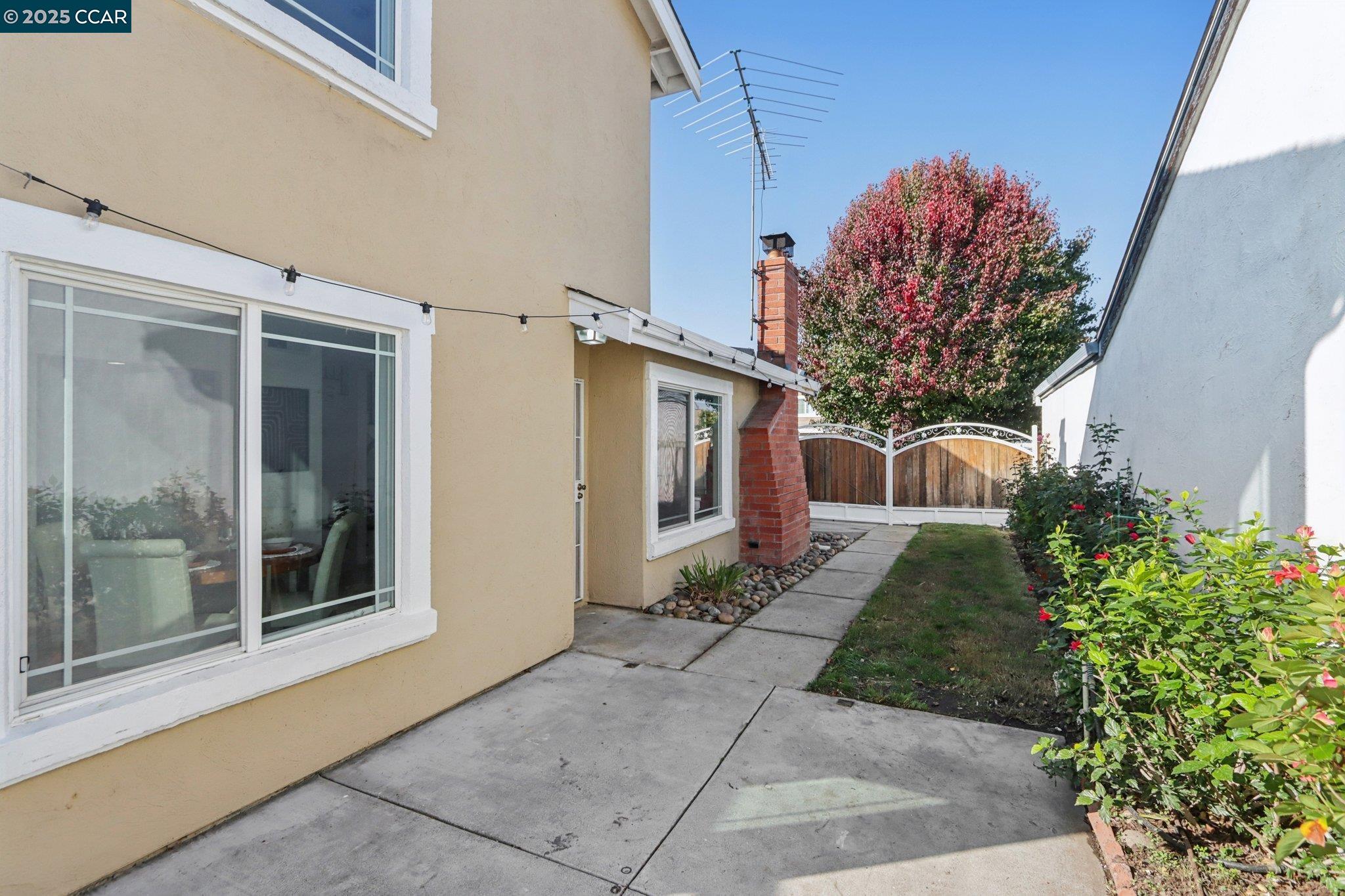 Detail Gallery Image 44 of 48 For 1998 Edgeview Dr, San Jose,  CA 95122 - 4 Beds | 3 Baths