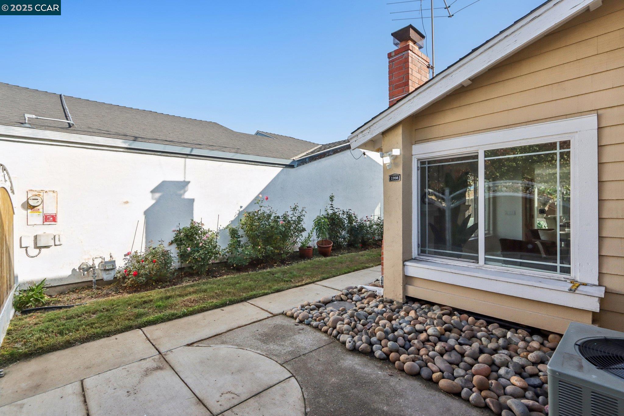 Detail Gallery Image 47 of 48 For 1998 Edgeview Dr, San Jose,  CA 95122 - 4 Beds | 3 Baths