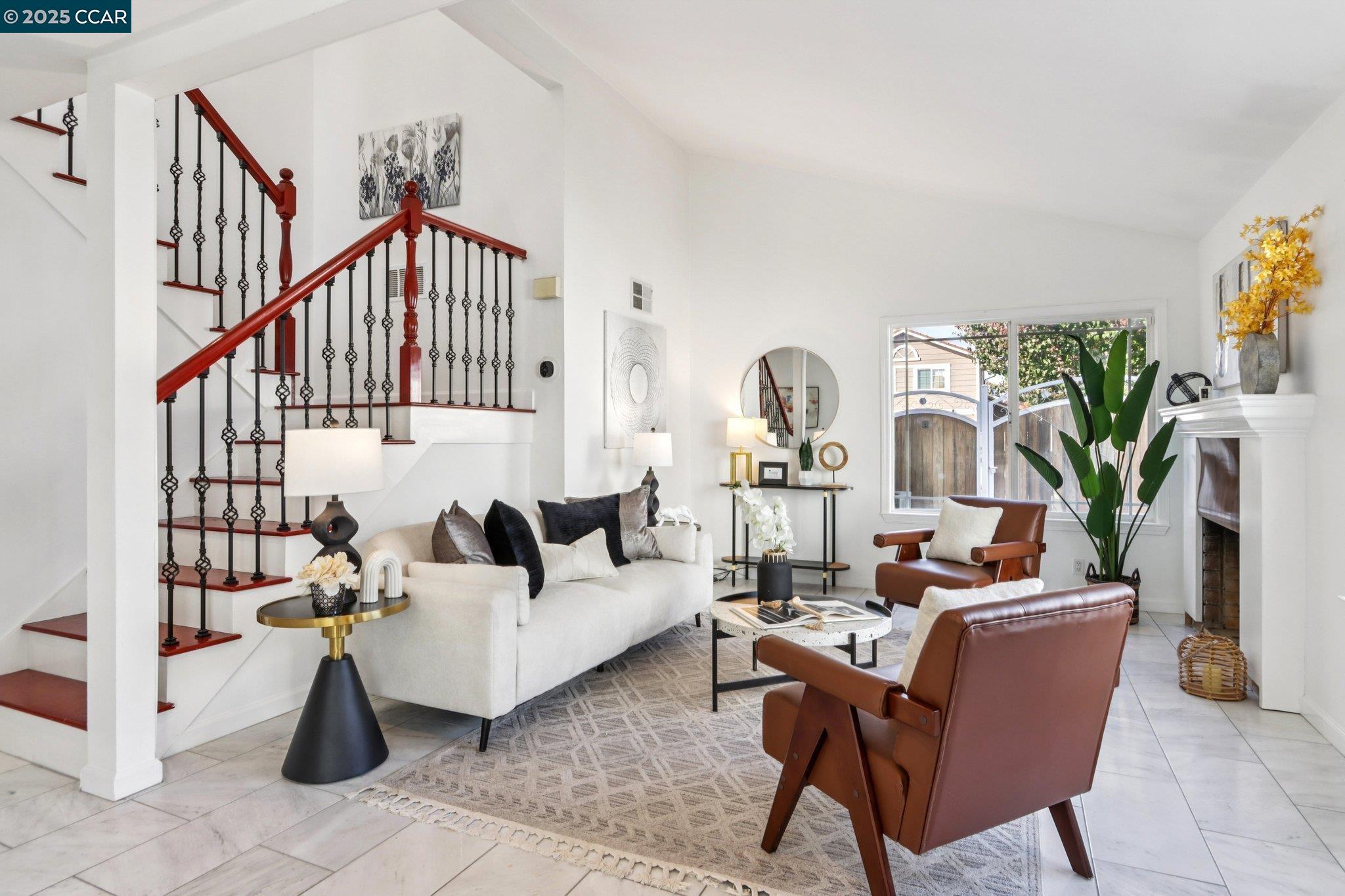 Detail Gallery Image 6 of 48 For 1998 Edgeview Dr, San Jose,  CA 95122 - 4 Beds | 3 Baths