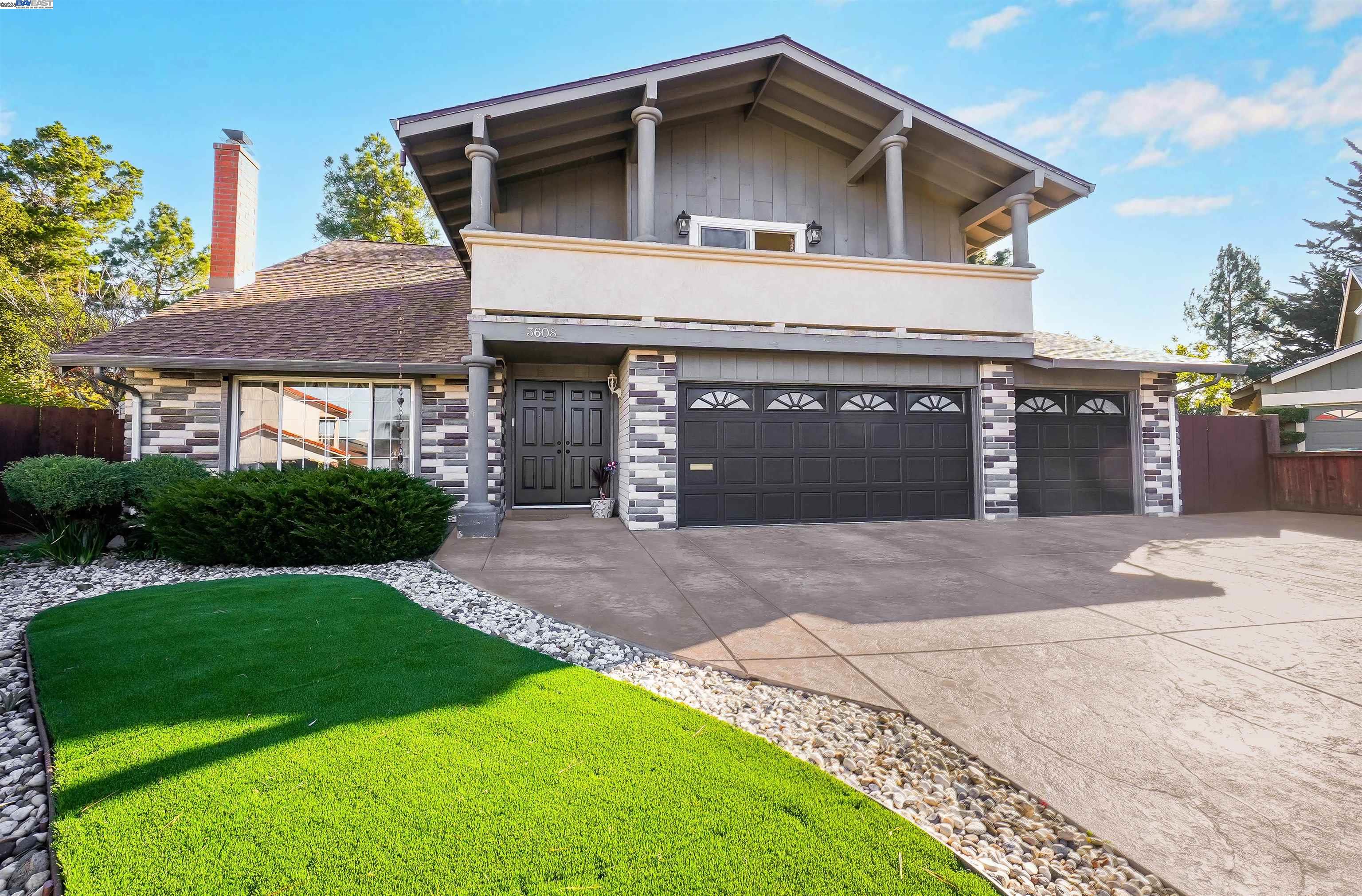 Detail Gallery Image 2 of 50 For 3608 Siskiyou Ct, Hayward,  CA 94542 - 4 Beds | 3 Baths