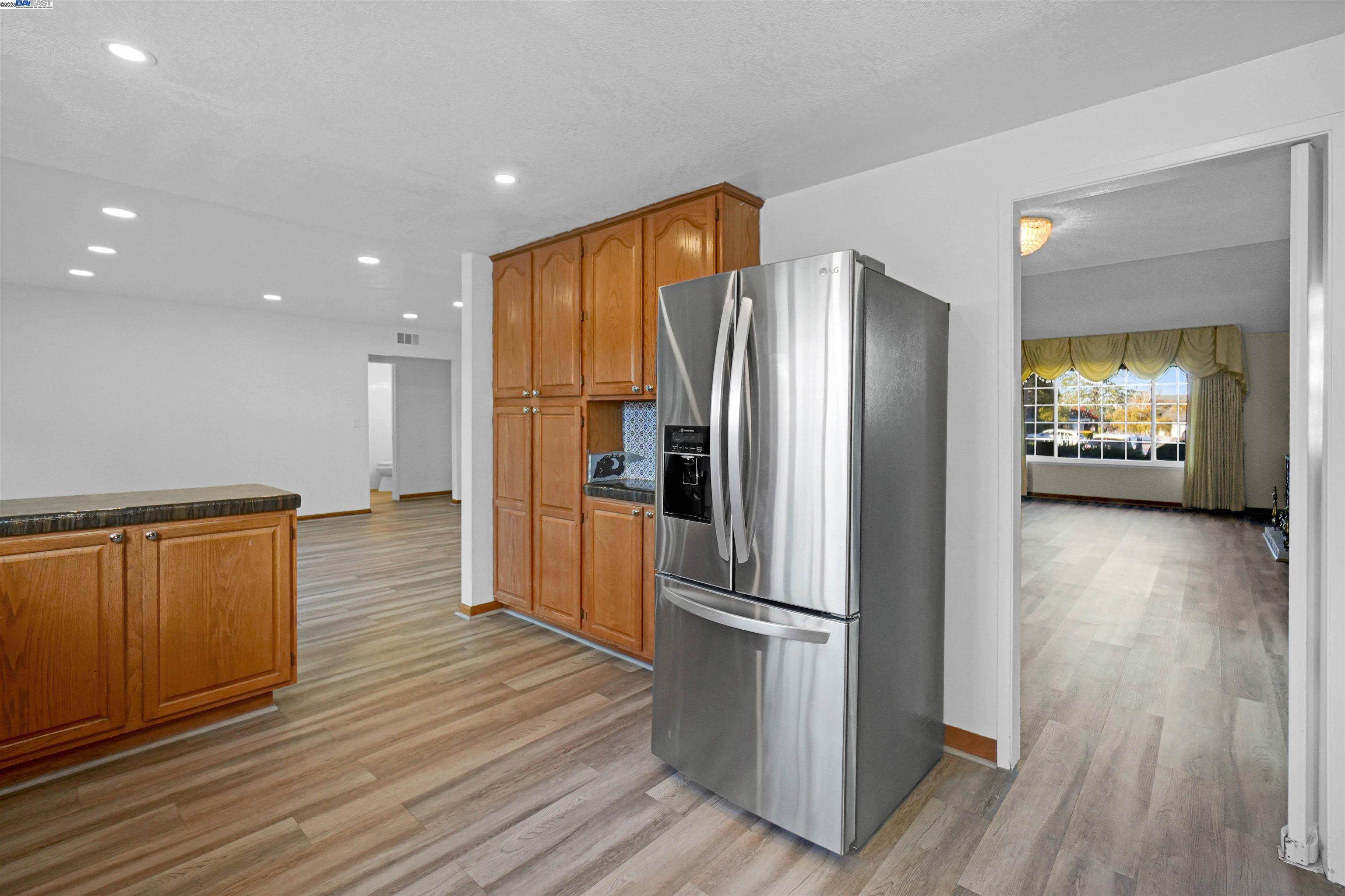 Detail Gallery Image 17 of 50 For 3608 Siskiyou Ct, Hayward,  CA 94542 - 4 Beds | 3 Baths