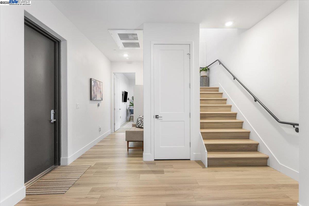 Detail Gallery Image 27 of 53 For 2250 Kilowatt Way #206,  Fremont,  CA 94539 - 3 Beds | 3 Baths