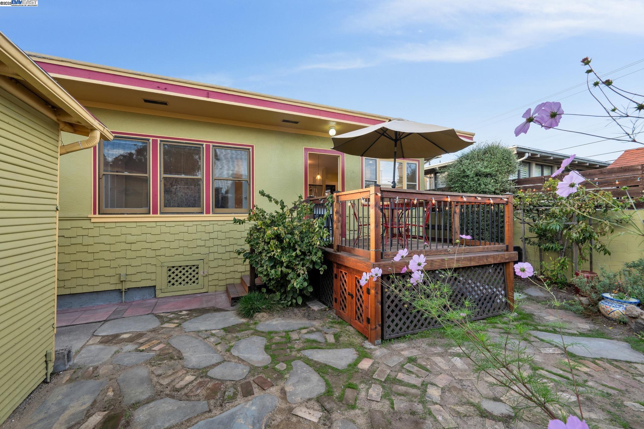 Detail Gallery Image 48 of 56 For 1542 Broadway, Alameda,  CA 94501 - 3 Beds | 1/1 Baths