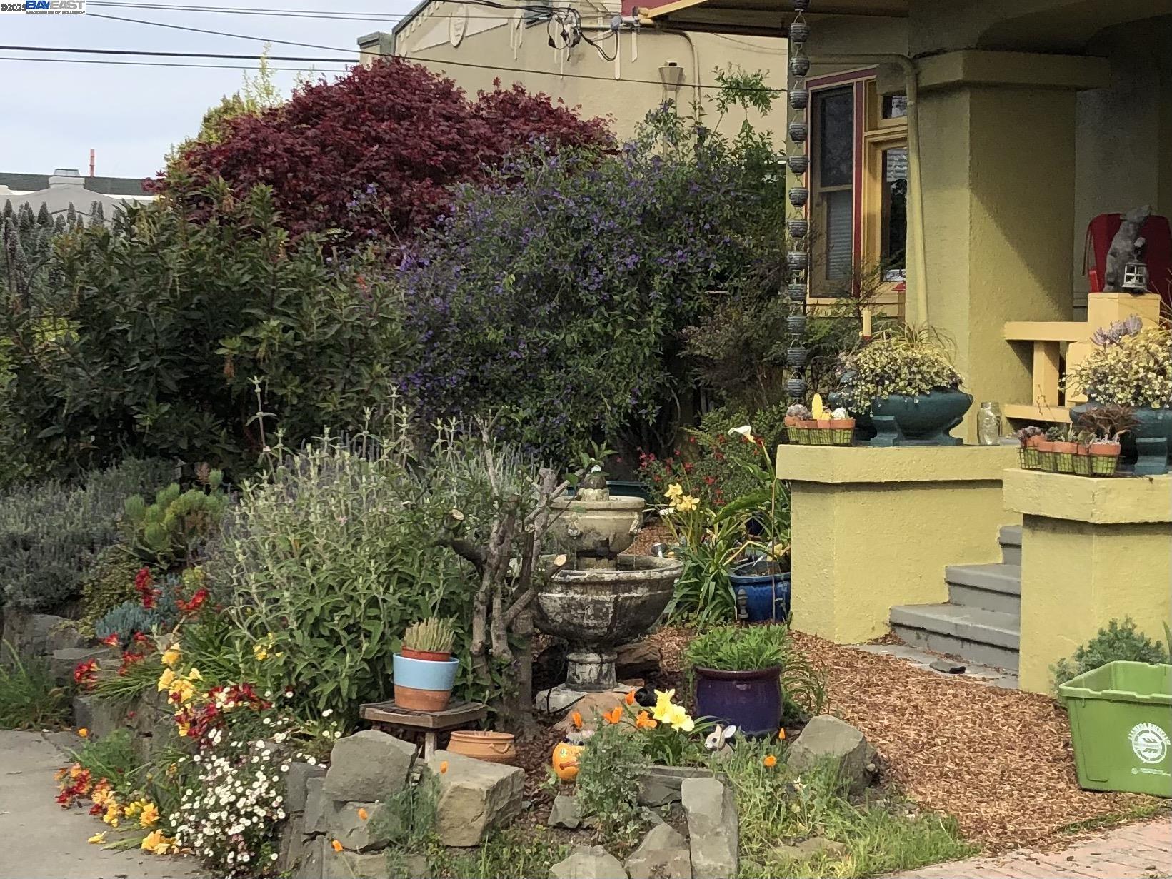 Detail Gallery Image 50 of 56 For 1542 Broadway, Alameda,  CA 94501 - 3 Beds | 1/1 Baths