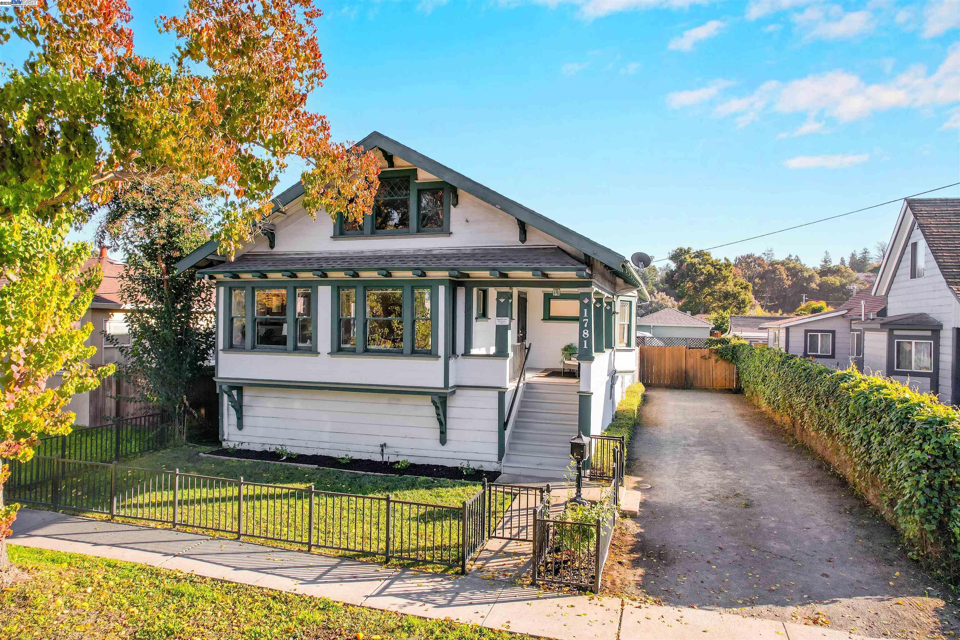 Detail Gallery Image 2 of 51 For 1781 B St, Hayward,  CA 94541 - 3 Beds | 2 Baths