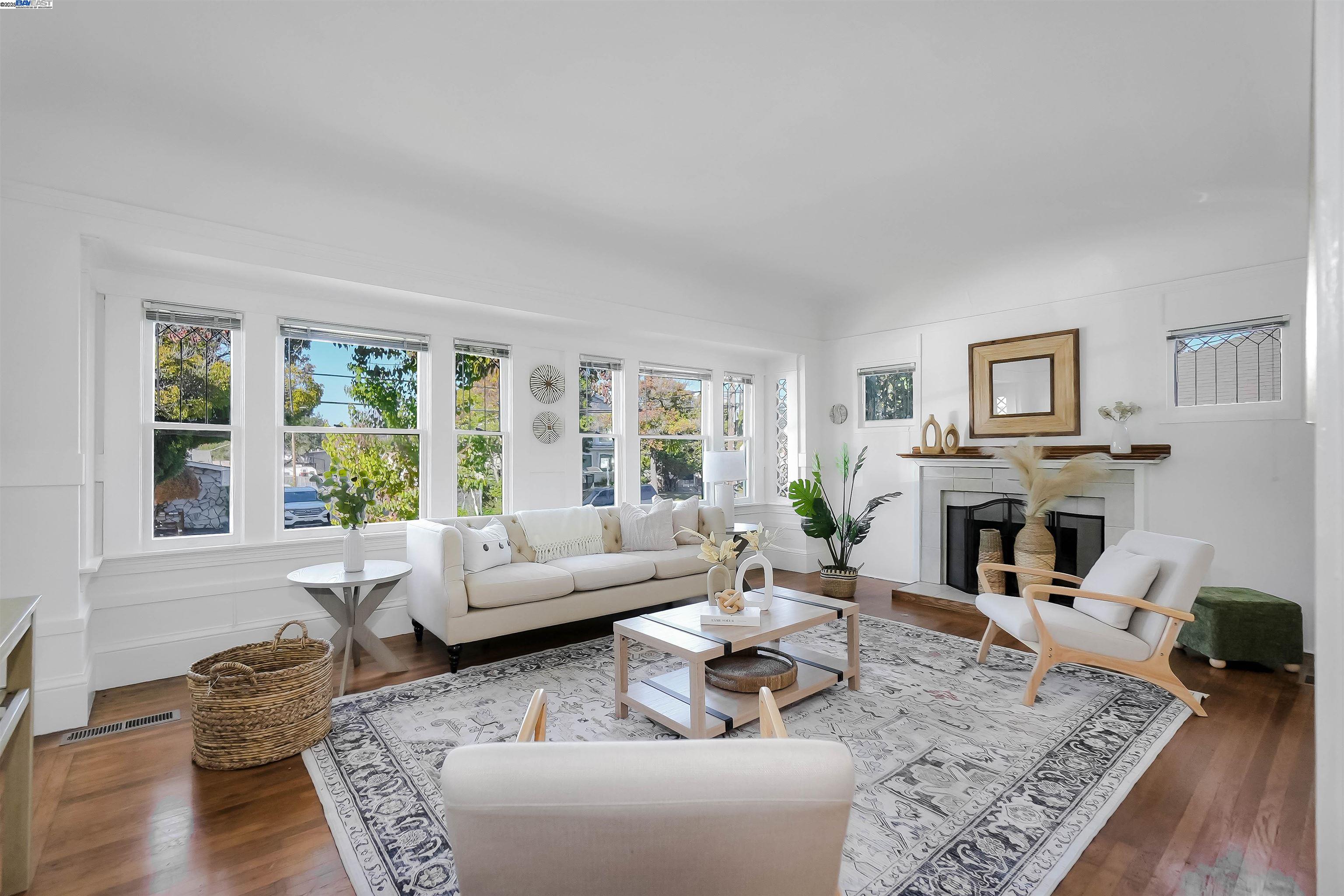 Detail Gallery Image 15 of 51 For 1781 B St, Hayward,  CA 94541 - 3 Beds | 2 Baths