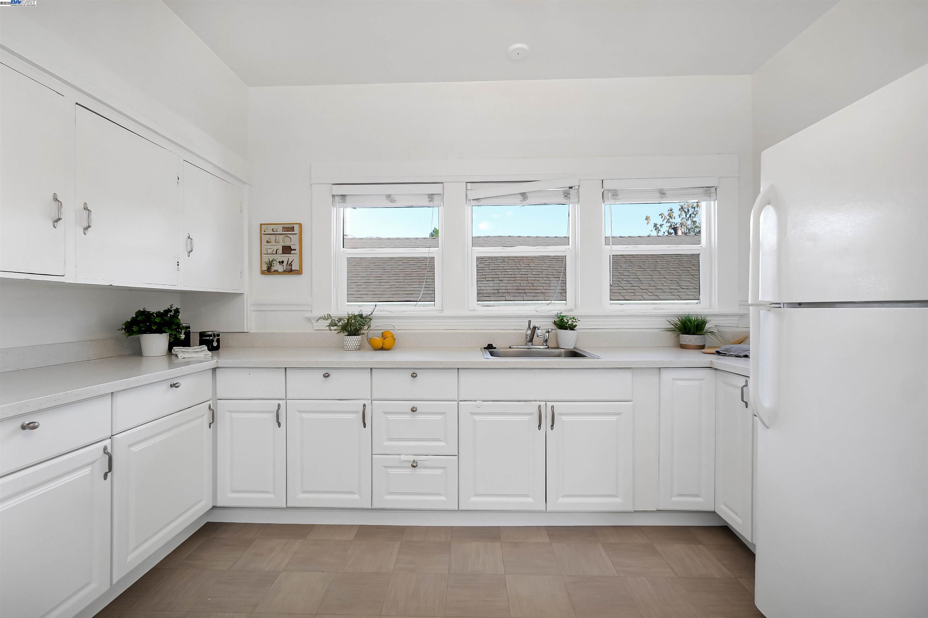 Detail Gallery Image 32 of 51 For 1781 B St, Hayward,  CA 94541 - 3 Beds | 2 Baths