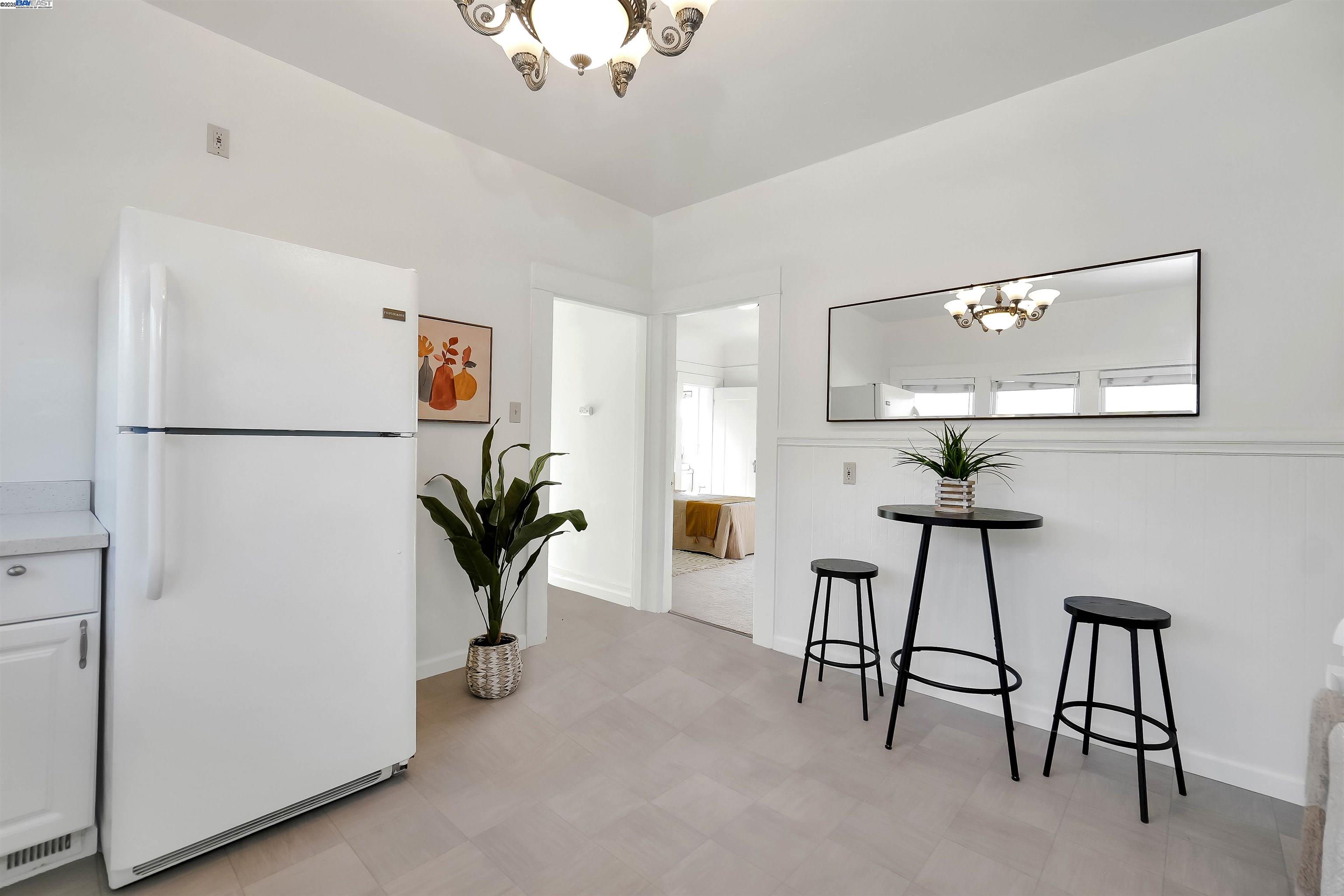 Detail Gallery Image 33 of 51 For 1781 B St, Hayward,  CA 94541 - 3 Beds | 2 Baths