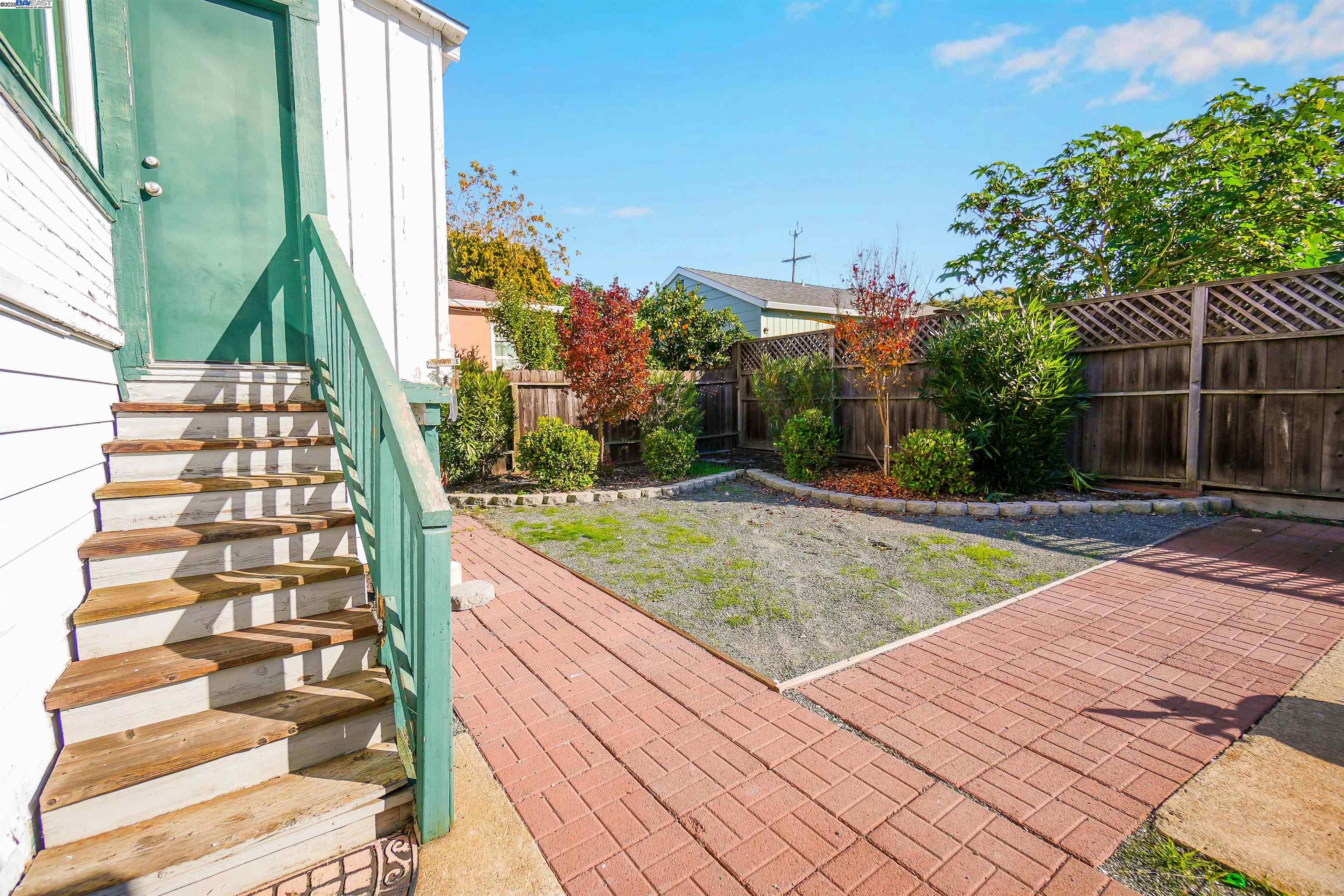 Detail Gallery Image 44 of 51 For 1781 B St, Hayward,  CA 94541 - 3 Beds | 2 Baths