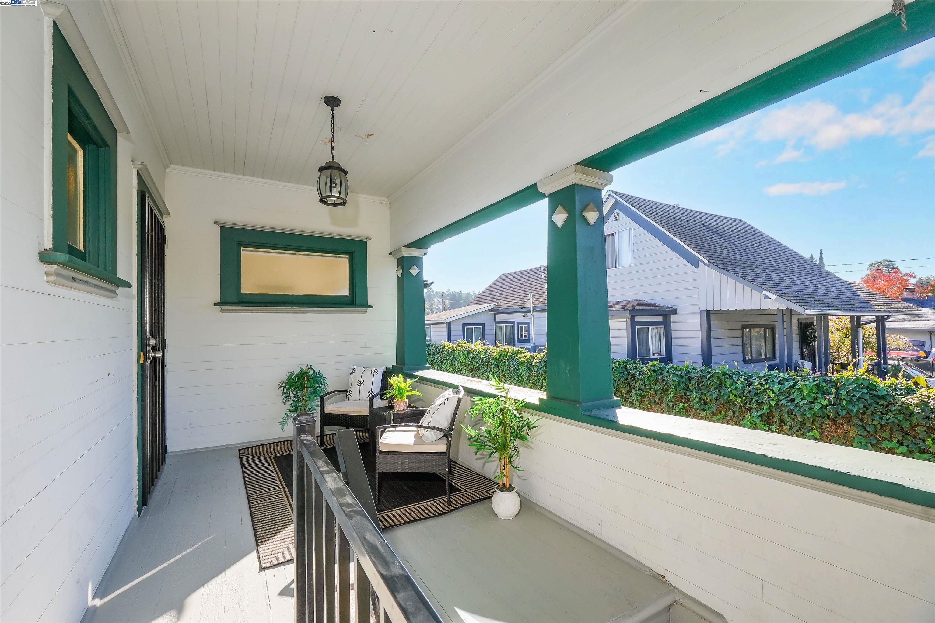 Detail Gallery Image 10 of 51 For 1781 B St, Hayward,  CA 94541 - 3 Beds | 2 Baths