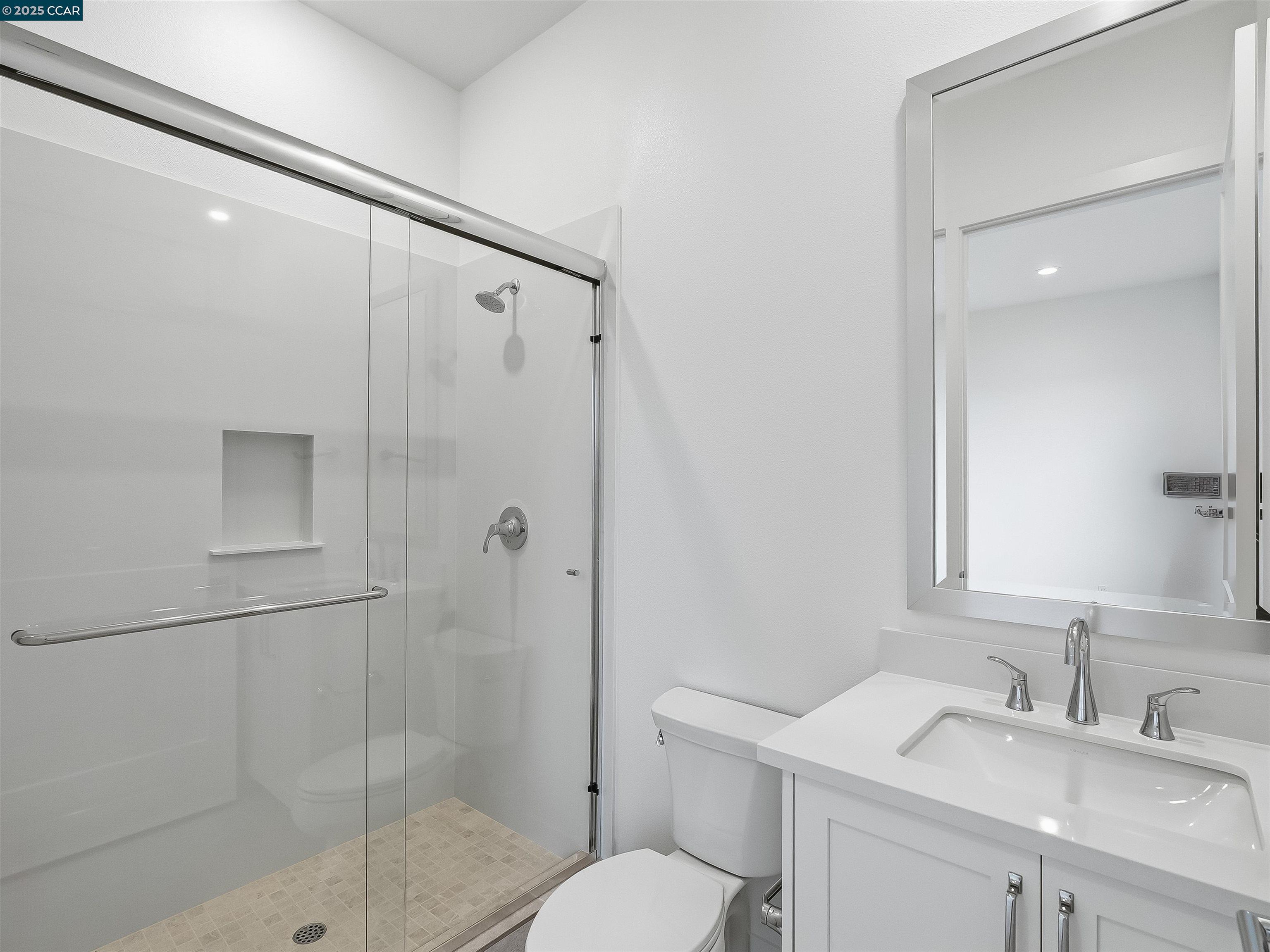 Detail Gallery Image 16 of 26 For 18242 Corte Agustin, Morgan Hill,  CA 95037 - 4 Beds | 4/1 Baths