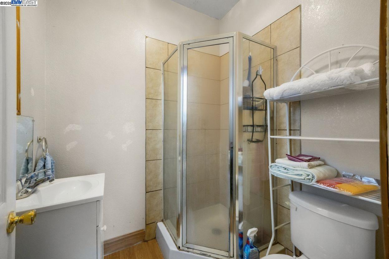 Detail Gallery Image 18 of 25 For 2421 W Rumble Rd, Modesto,  CA 95350 - 3 Beds | 2 Baths