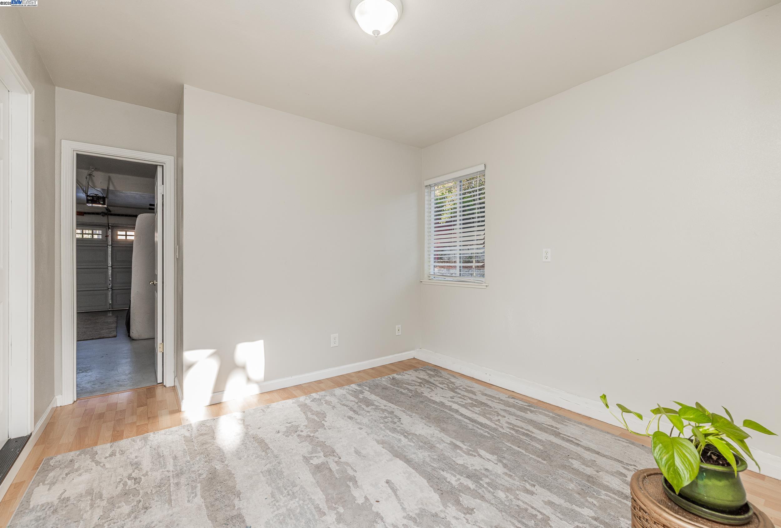 Detail Gallery Image 13 of 48 For 3109 Vista Ln, Hayward,  CA 94541 - 6 Beds | 3 Baths