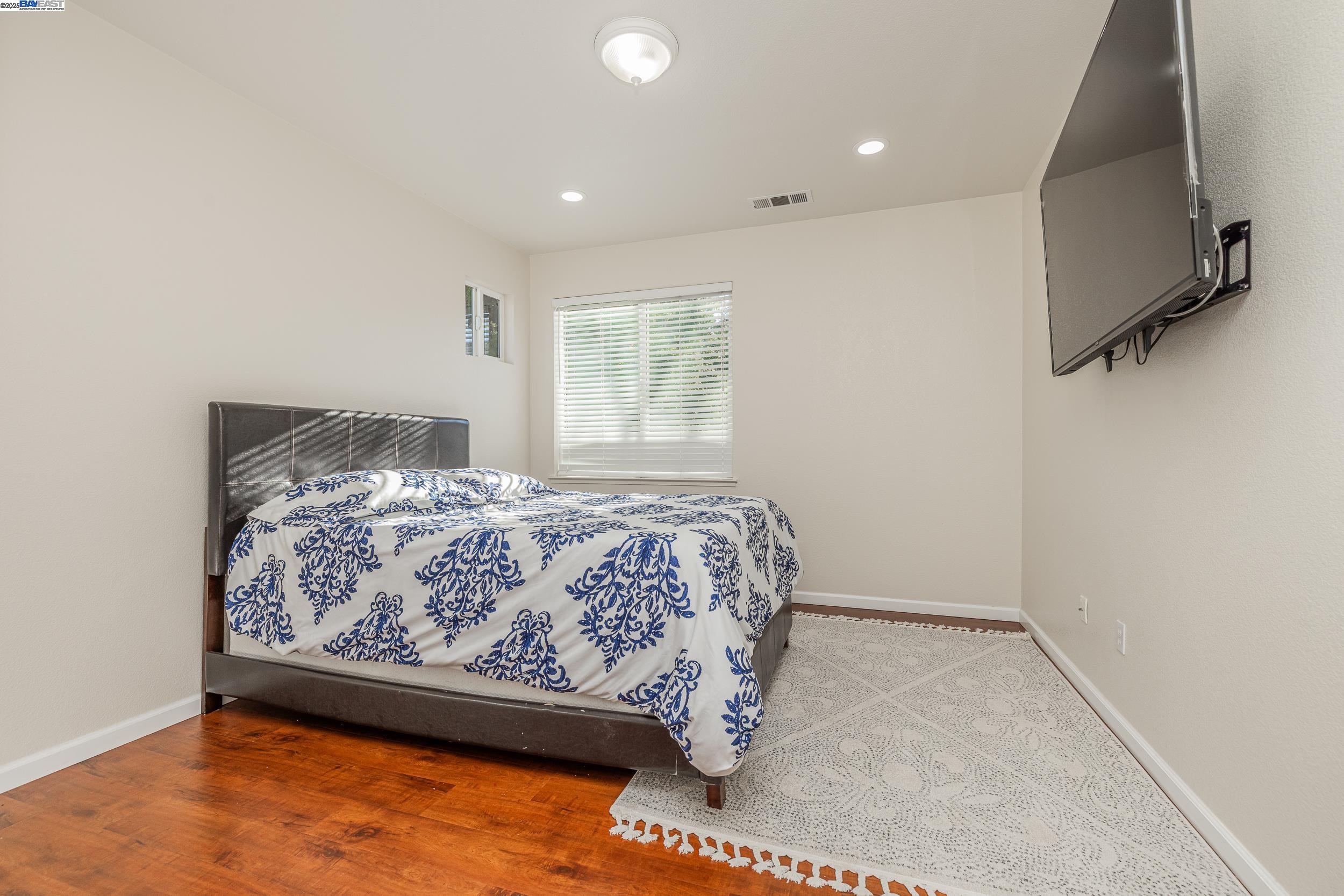 Detail Gallery Image 19 of 48 For 3109 Vista Ln, Hayward,  CA 94541 - 6 Beds | 3 Baths