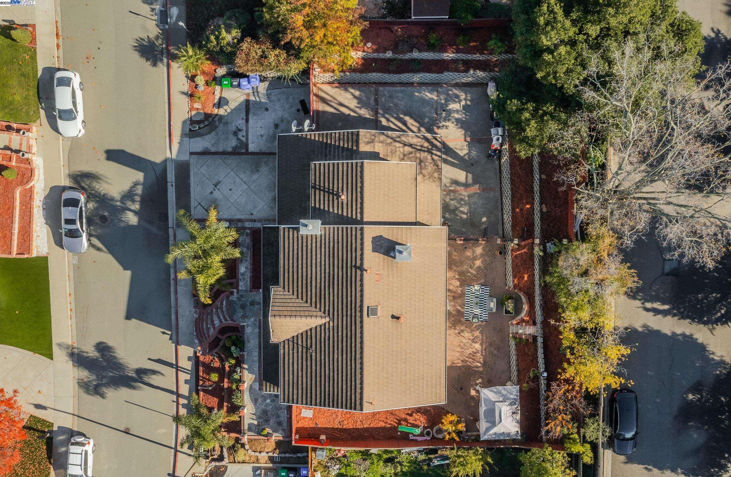 Detail Gallery Image 45 of 48 For 3109 Vista Ln, Hayward,  CA 94541 - 6 Beds | 3 Baths