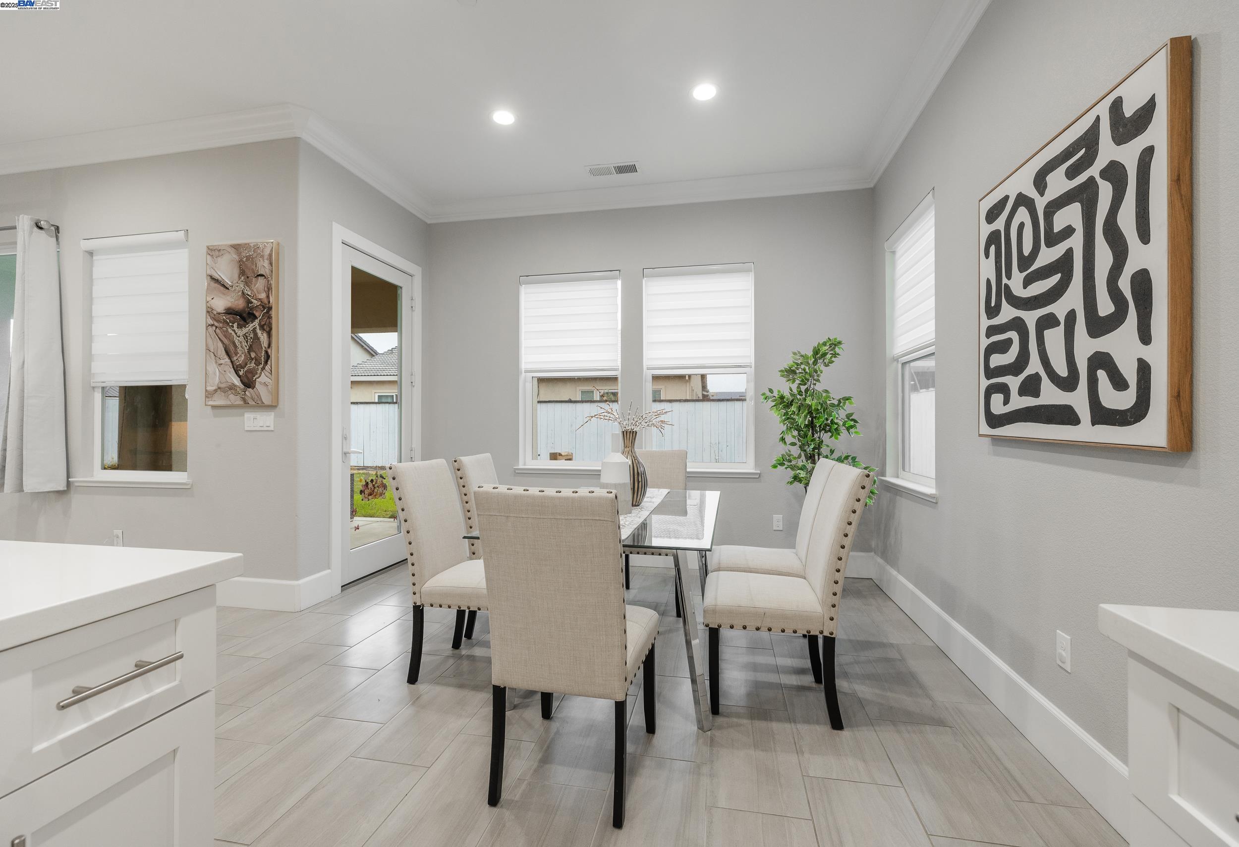 Detail Gallery Image 11 of 30 For 2929 Cammie Ln, Lodi,  CA 95242 - 3 Beds | 2/1 Baths