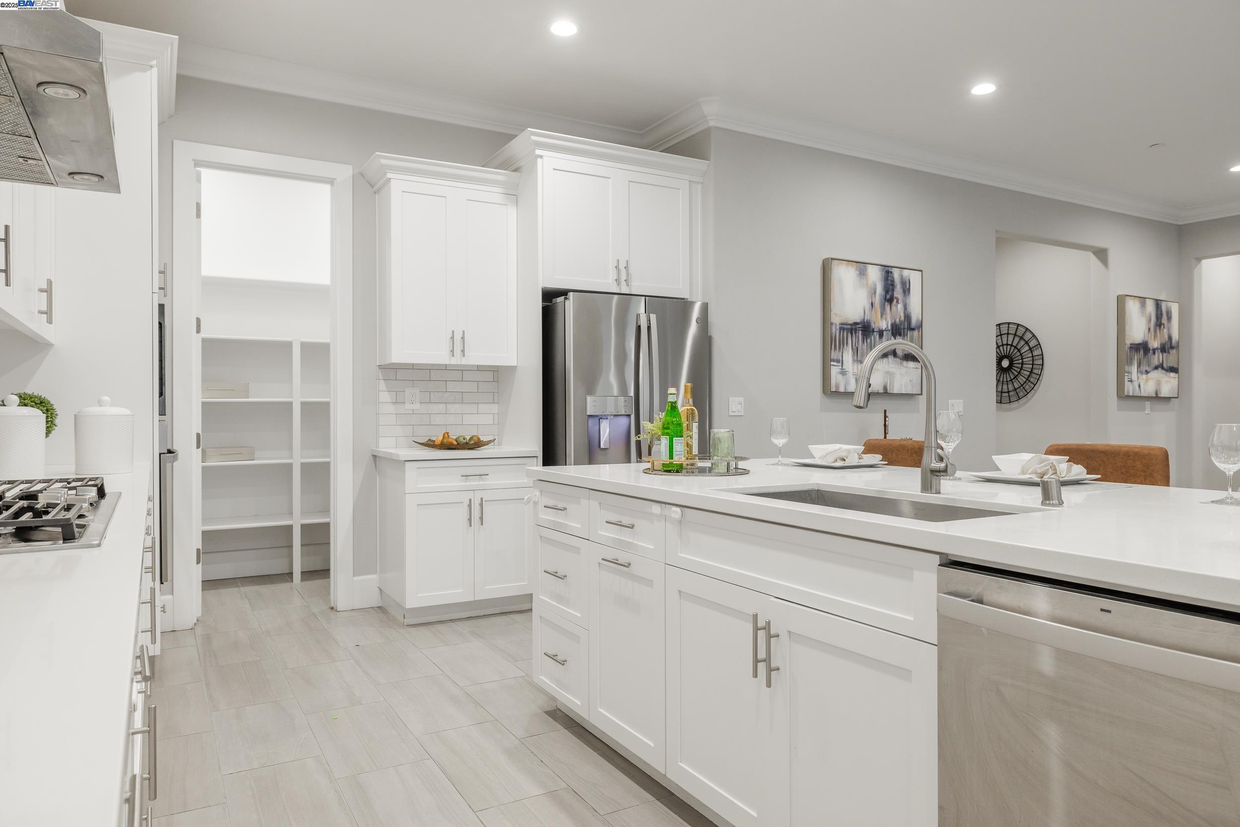 Detail Gallery Image 10 of 30 For 2929 Cammie Ln, Lodi,  CA 95242 - 3 Beds | 2/1 Baths