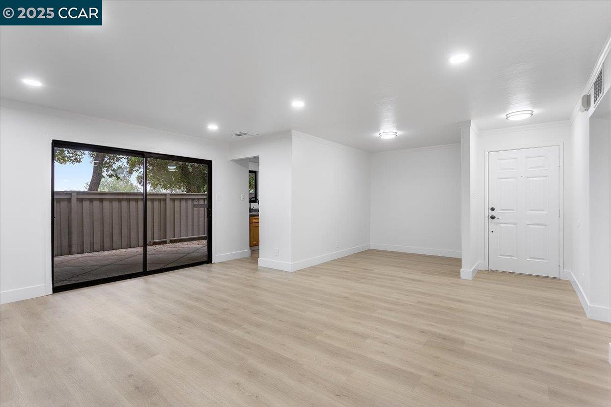 Photo #7: 41119082 Listing: Photo #7