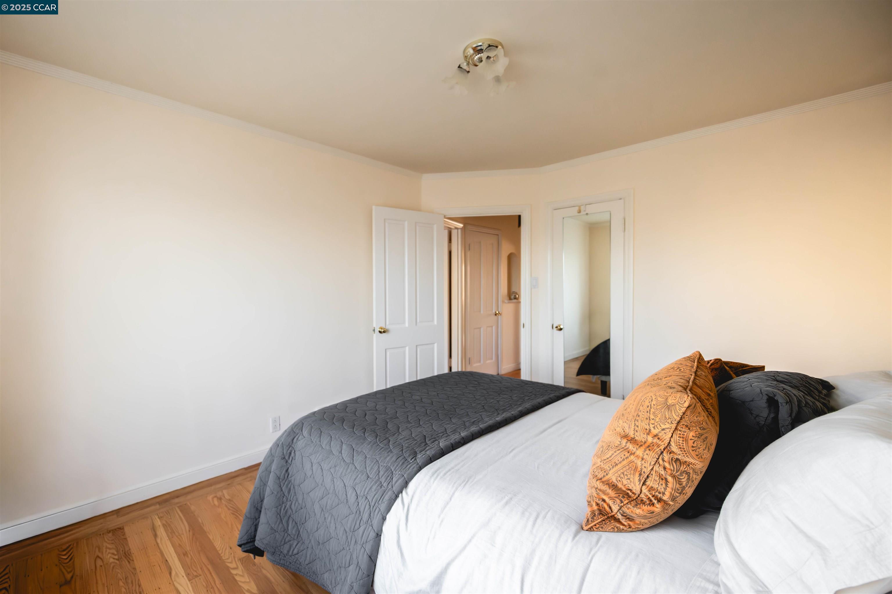 Detail Gallery Image 23 of 44 For 2624 Ortega Street, San Francisco,  CA 94122 - 2 Beds | 1 Baths