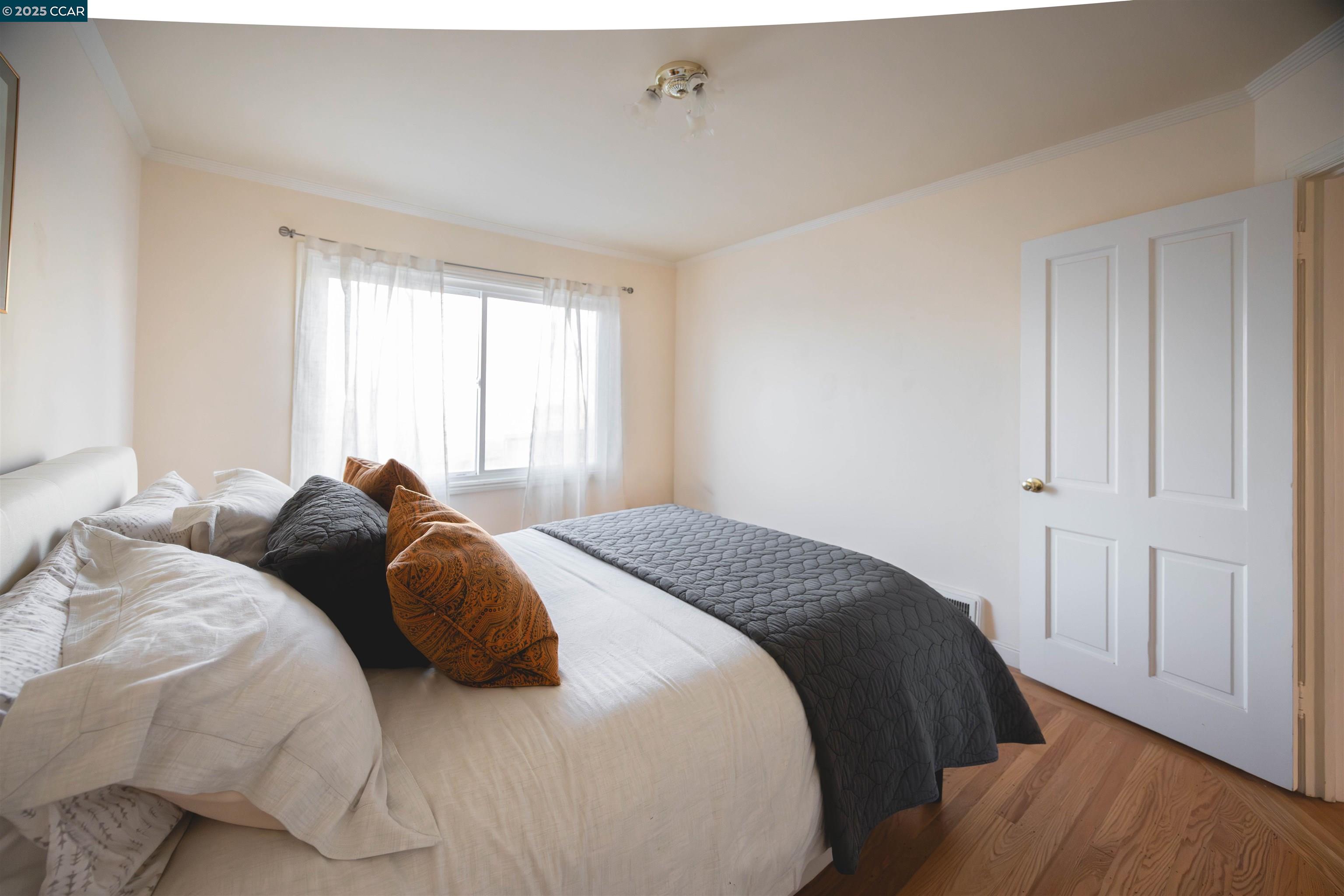 Detail Gallery Image 24 of 44 For 2624 Ortega Street, San Francisco,  CA 94122 - 2 Beds | 1 Baths