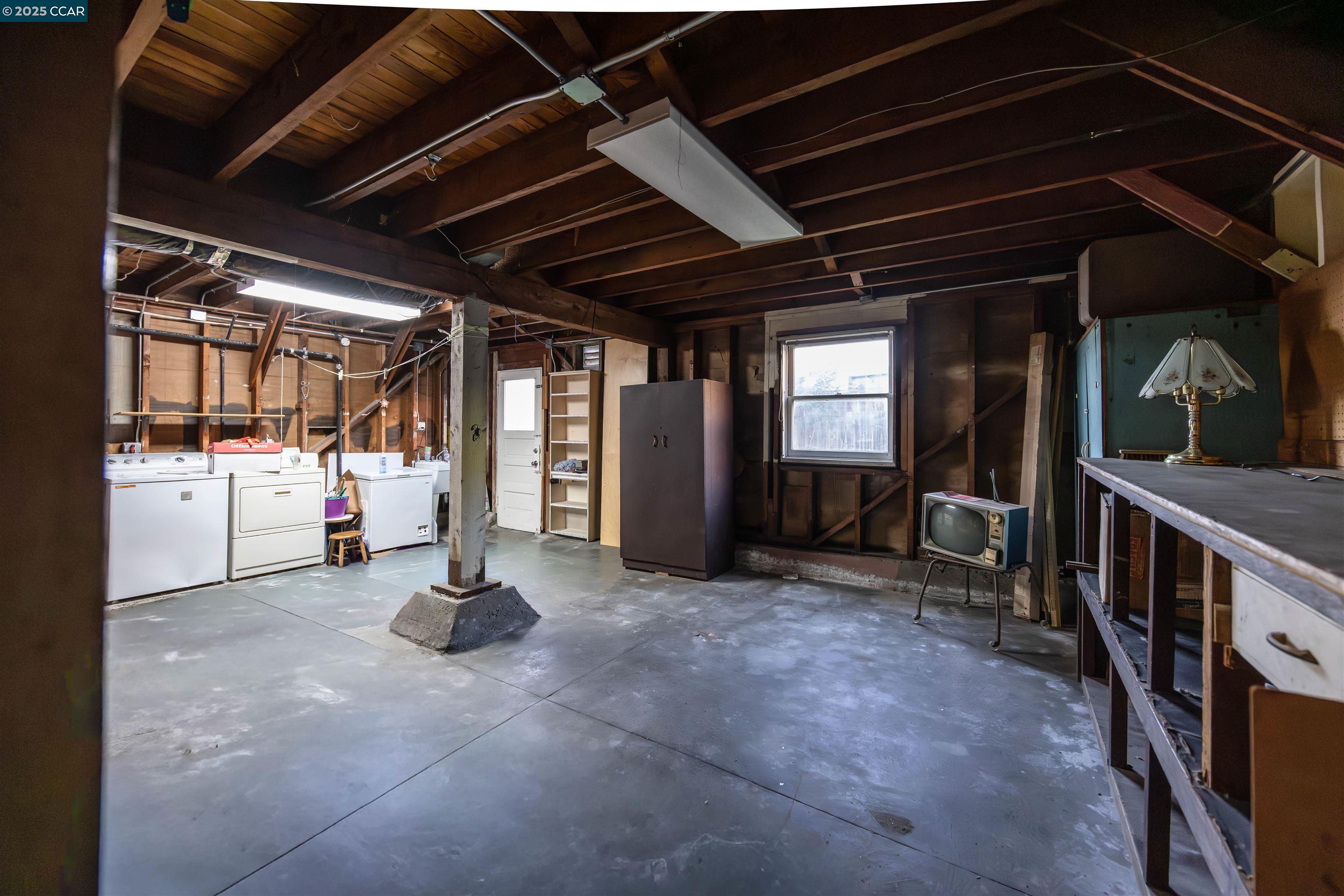 Detail Gallery Image 28 of 44 For 2624 Ortega Street, San Francisco,  CA 94122 - 2 Beds | 1 Baths