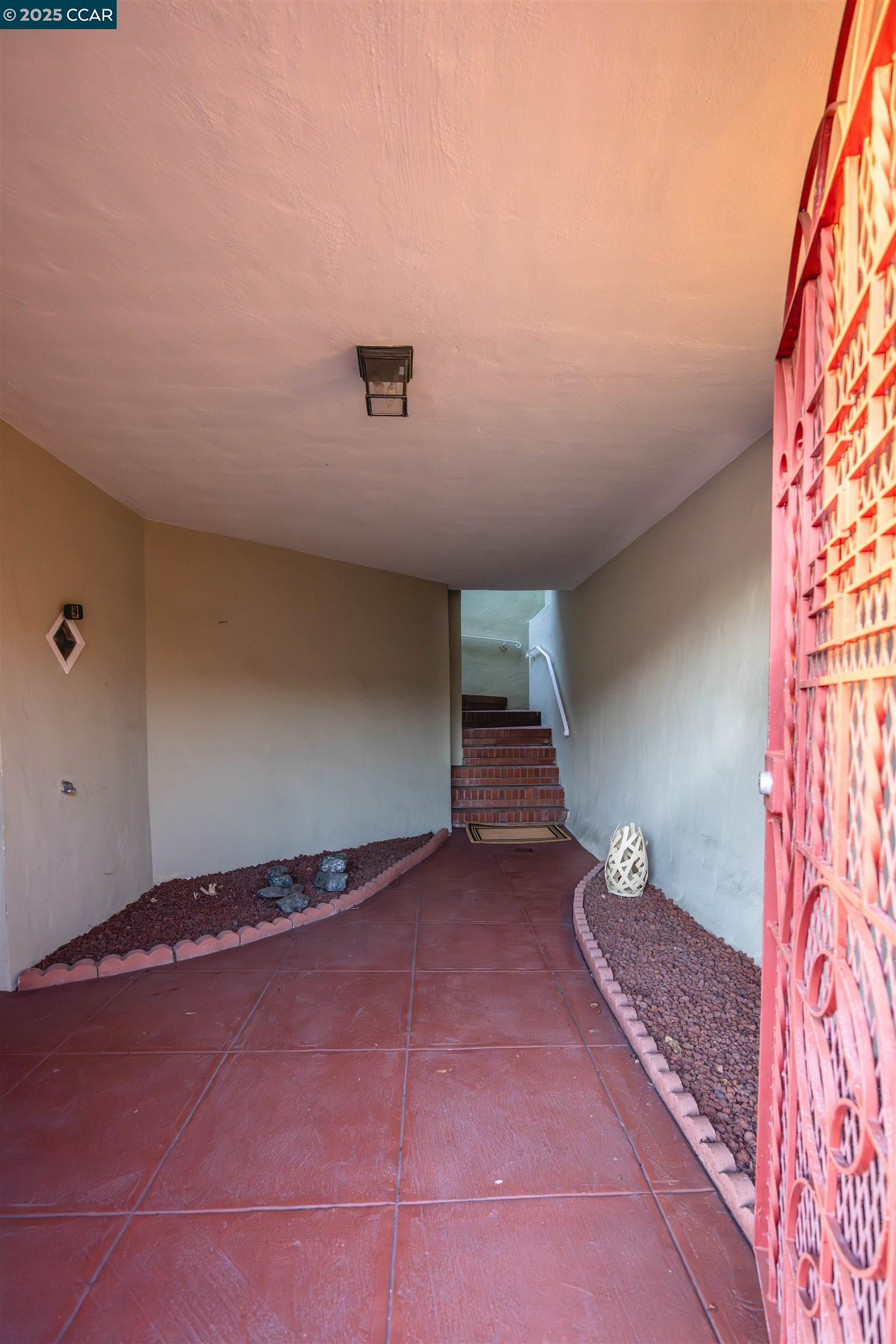 Detail Gallery Image 34 of 44 For 2624 Ortega Street, San Francisco,  CA 94122 - 2 Beds | 1 Baths