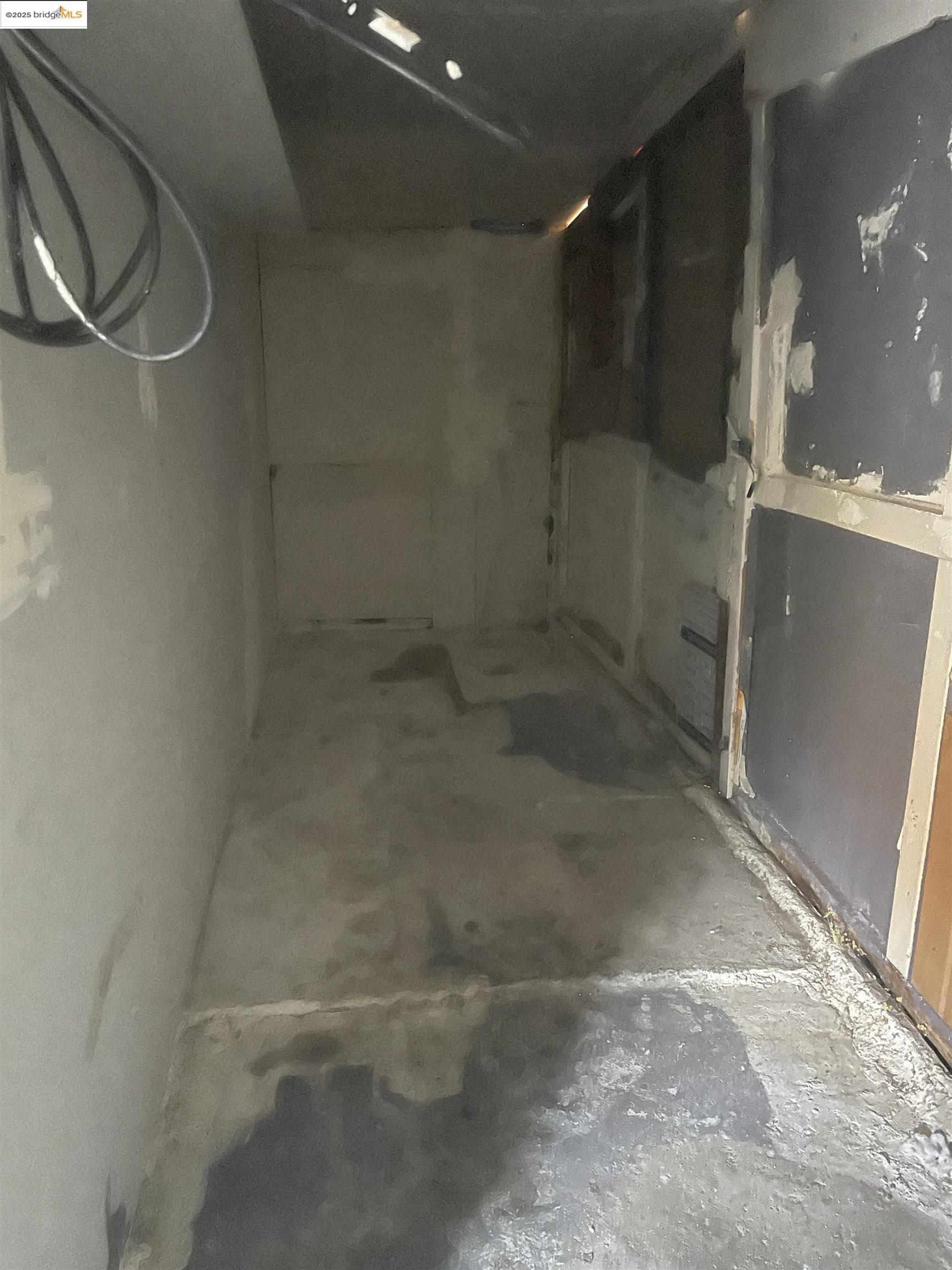 Detail Gallery Image 17 of 31 For 3525 Bissell Avenue, Richmond,  CA 94804 - 3 Beds | 1 Baths