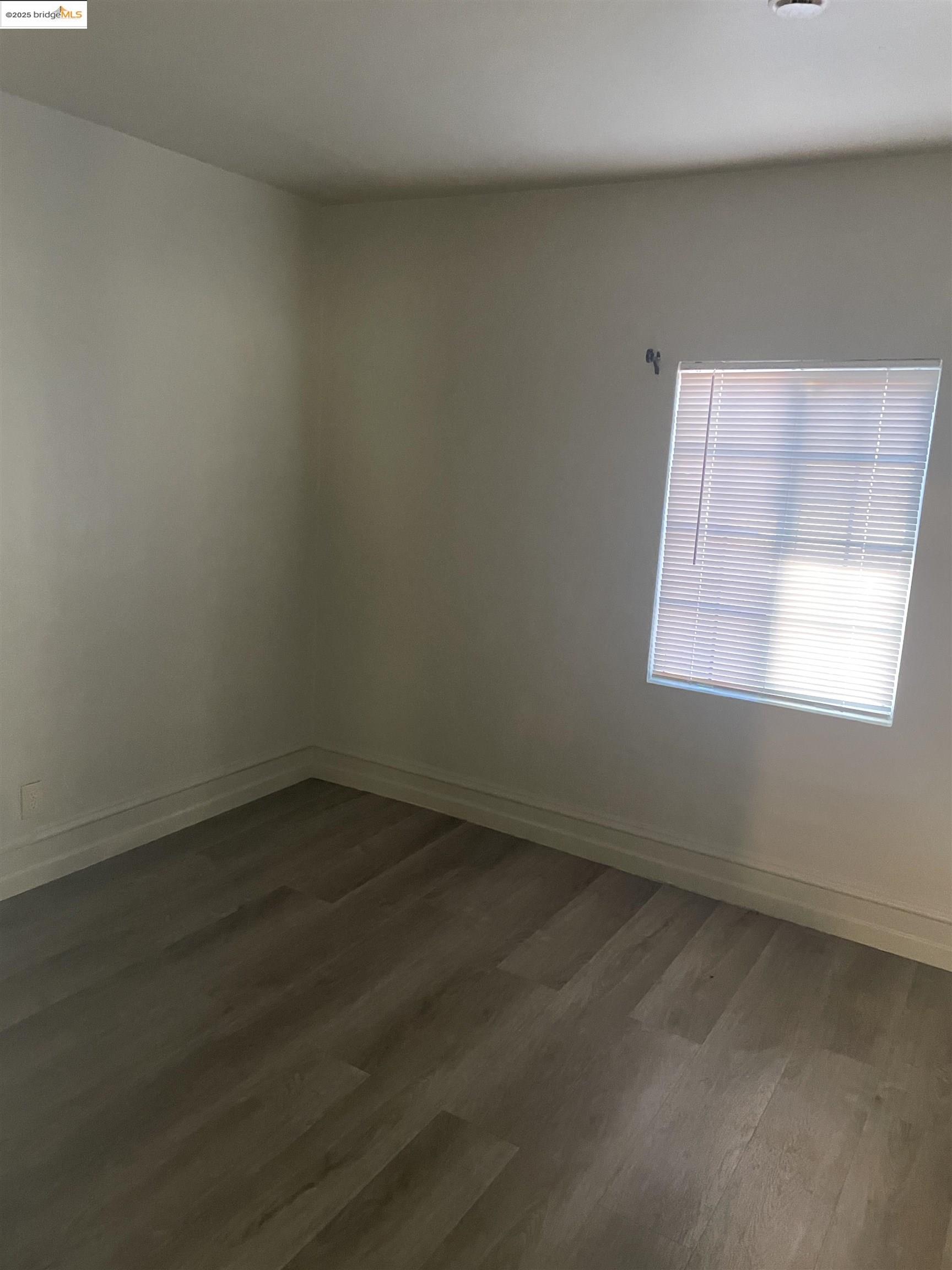 Detail Gallery Image 22 of 31 For 3525 Bissell Avenue, Richmond,  CA 94804 - 3 Beds | 1 Baths