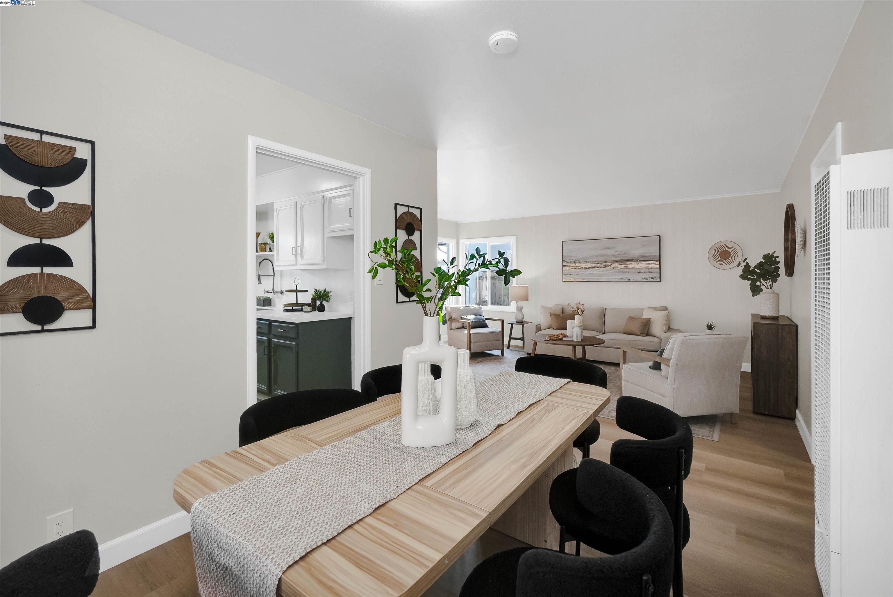 Detail Gallery Image 14 of 58 For 26555 Underwood Ave, Hayward,  CA 94544 - 5 Beds | 3 Baths