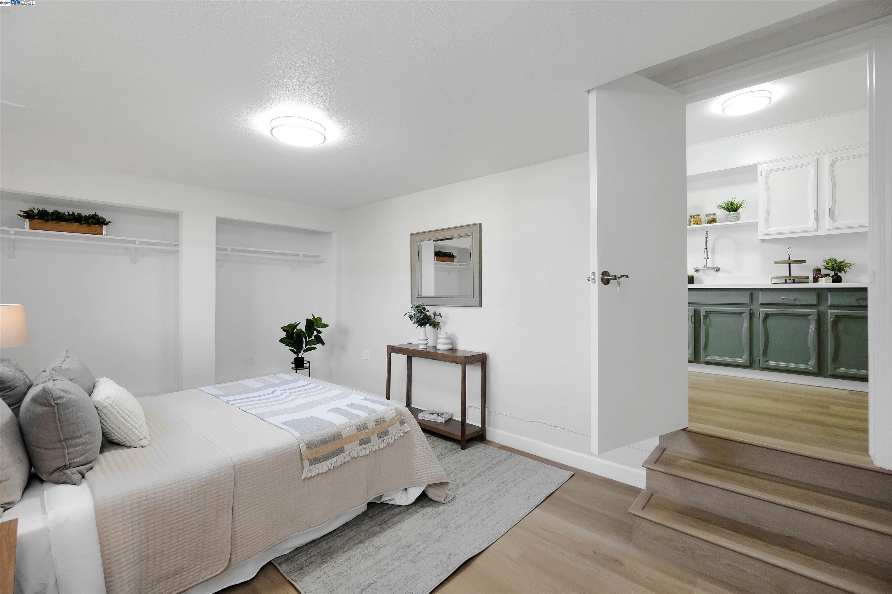 Detail Gallery Image 20 of 58 For 26555 Underwood Ave, Hayward,  CA 94544 - 5 Beds | 3 Baths