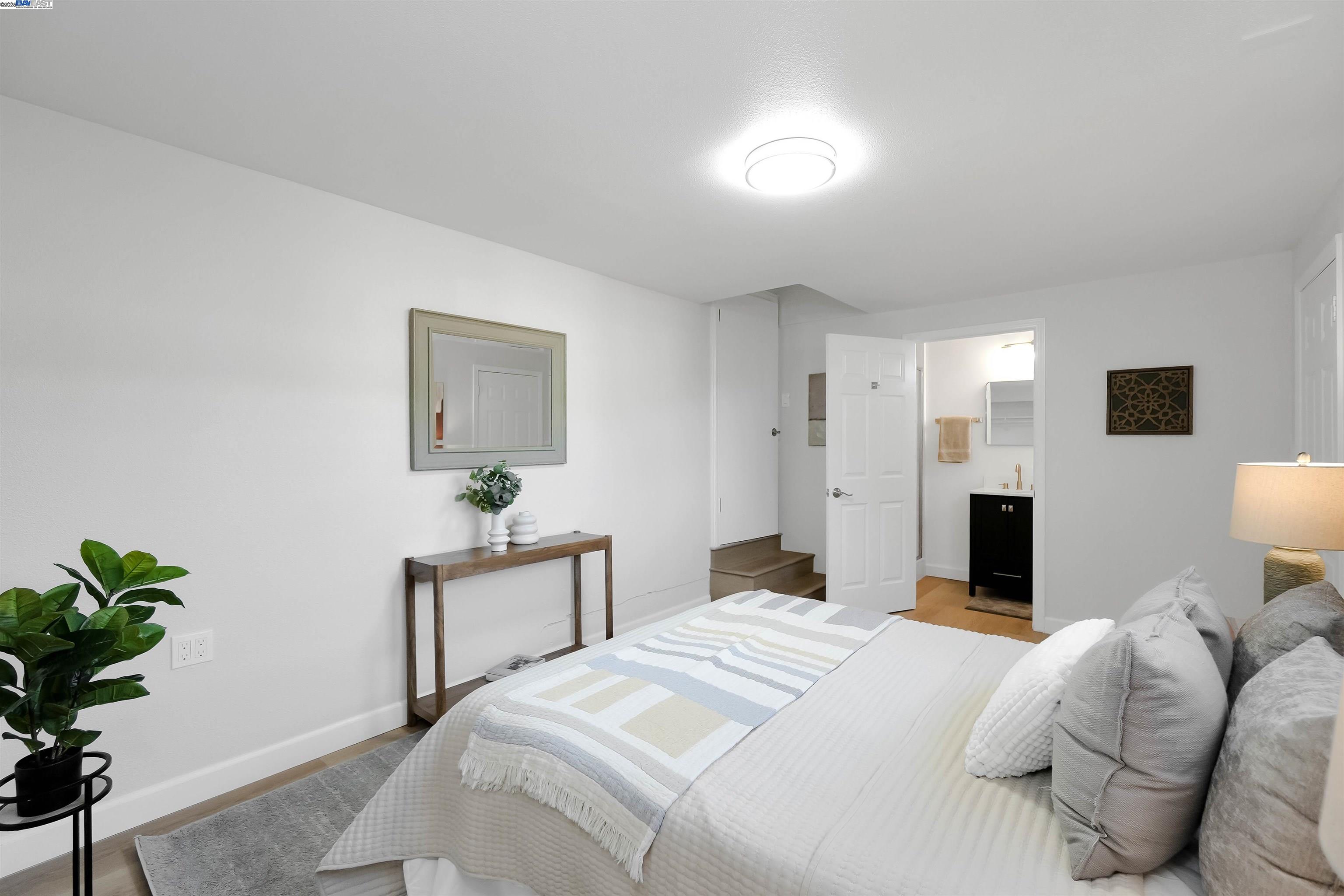 Detail Gallery Image 22 of 58 For 26555 Underwood Ave, Hayward,  CA 94544 - 5 Beds | 3 Baths