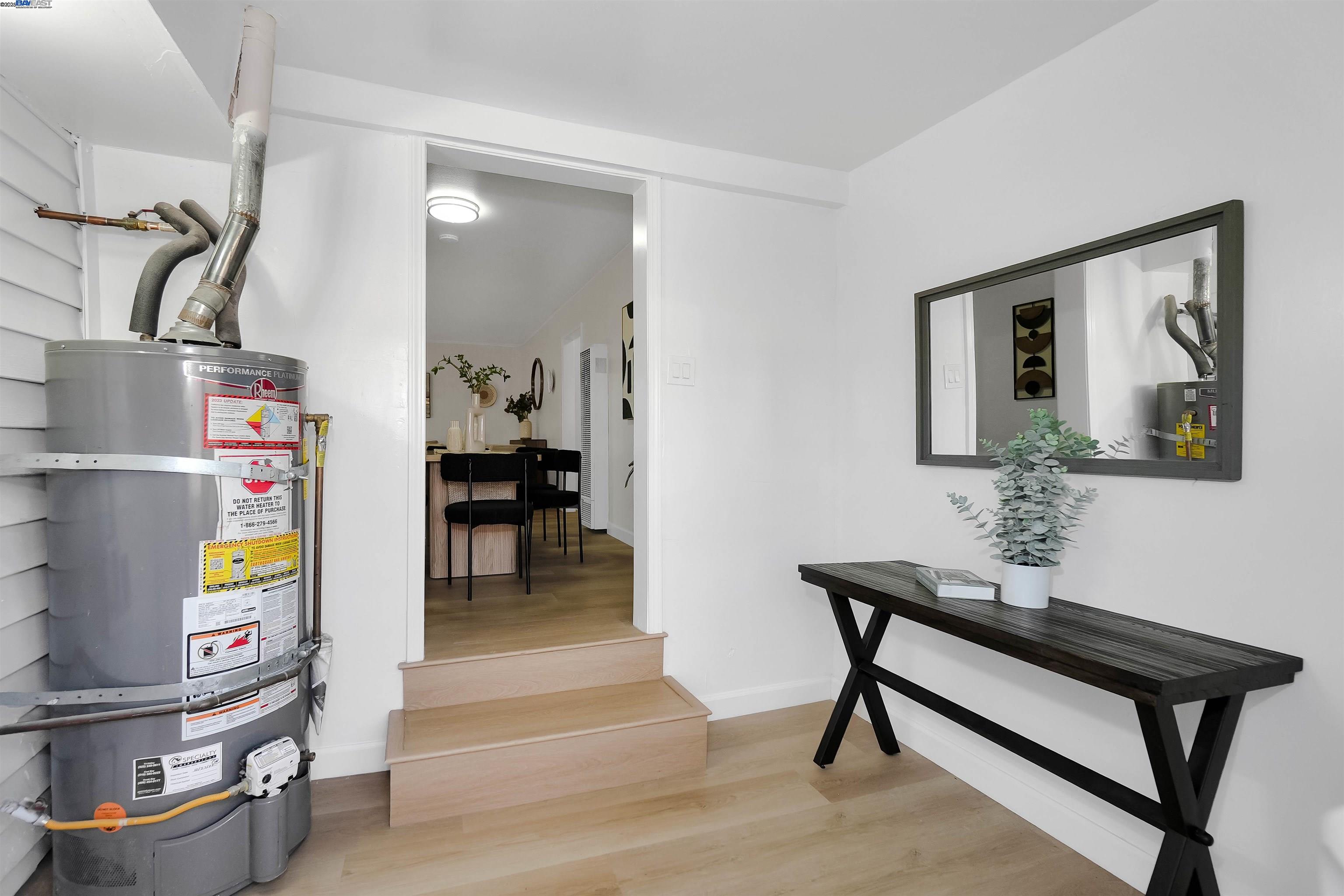 Detail Gallery Image 27 of 58 For 26555 Underwood Ave, Hayward,  CA 94544 - 5 Beds | 3 Baths