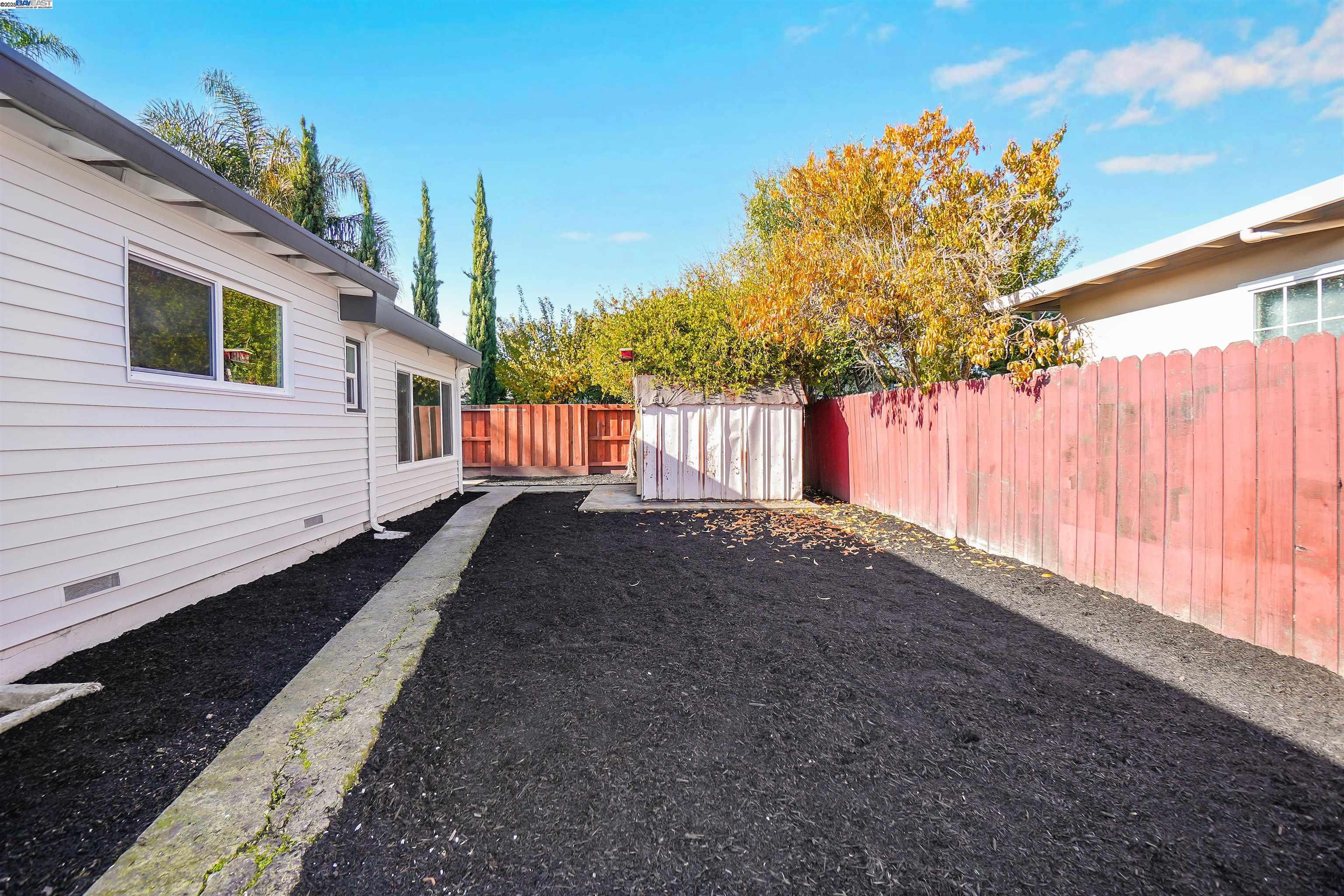 Detail Gallery Image 38 of 58 For 26555 Underwood Ave, Hayward,  CA 94544 - 5 Beds | 3 Baths