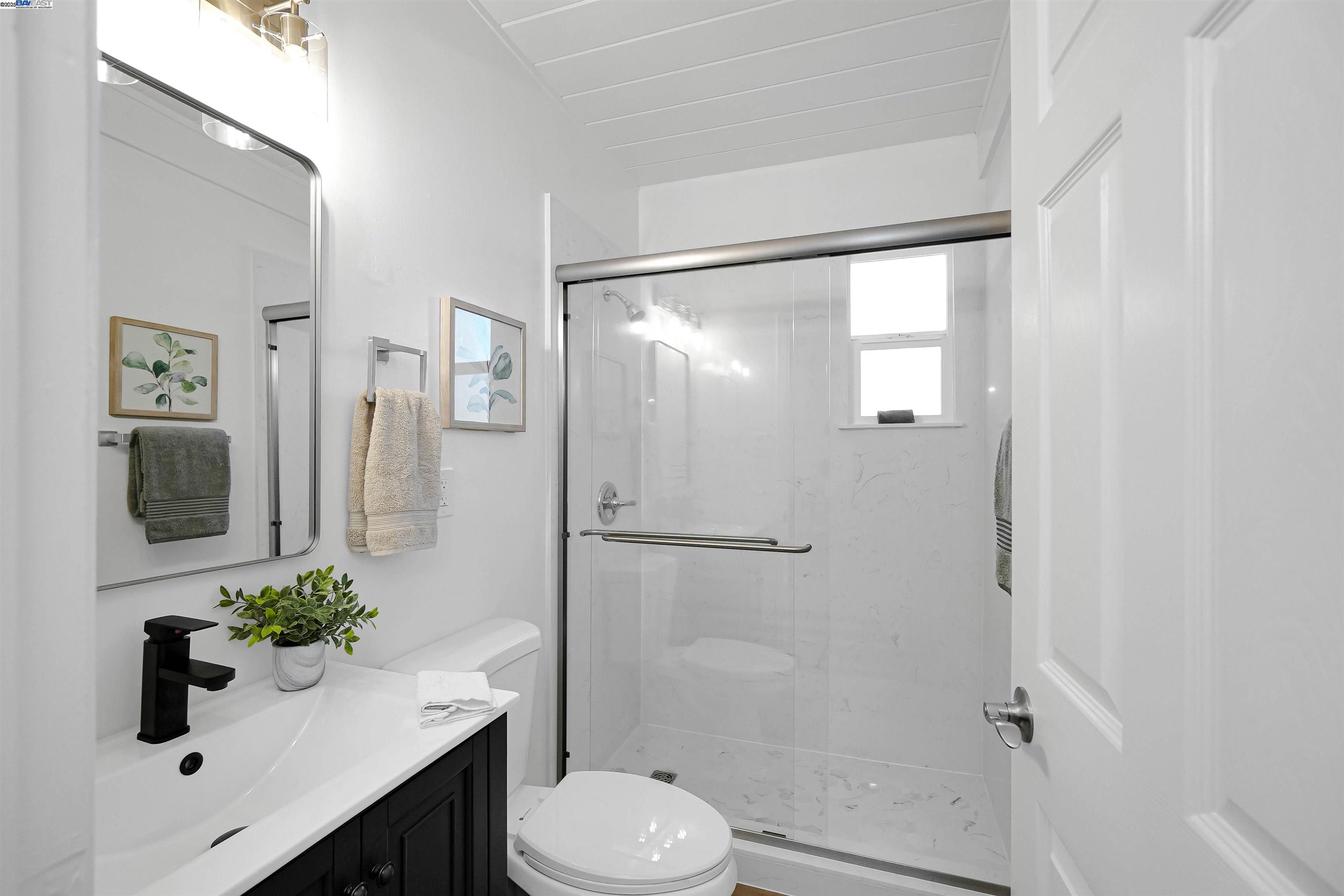 Detail Gallery Image 51 of 58 For 26555 Underwood Ave, Hayward,  CA 94544 - 5 Beds | 3 Baths