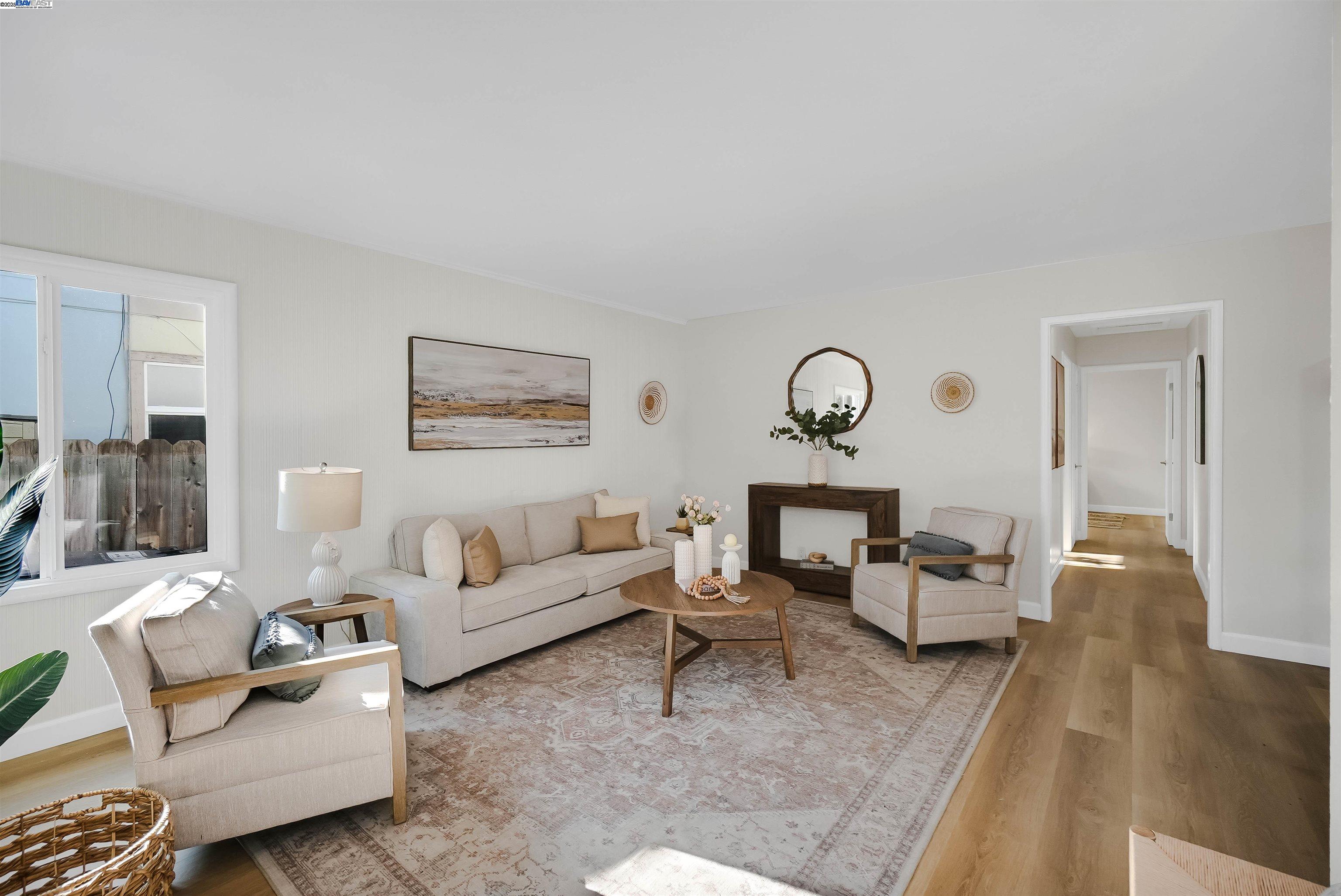 Detail Gallery Image 10 of 58 For 26555 Underwood Ave, Hayward,  CA 94544 - 5 Beds | 3 Baths