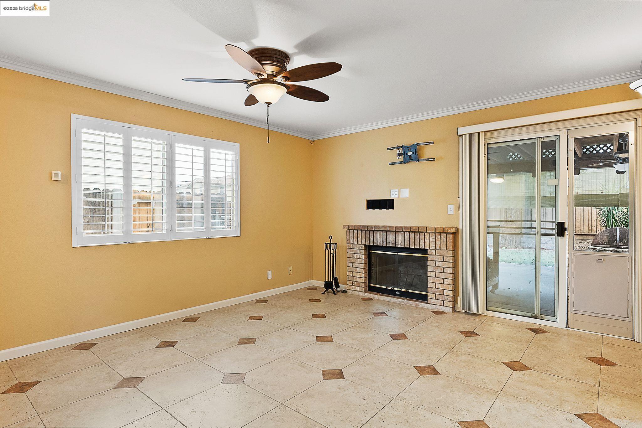 Detail Gallery Image 14 of 40 For 5130 Kegan Ln, Oakley,  CA 94561 - 3 Beds | 2/1 Baths