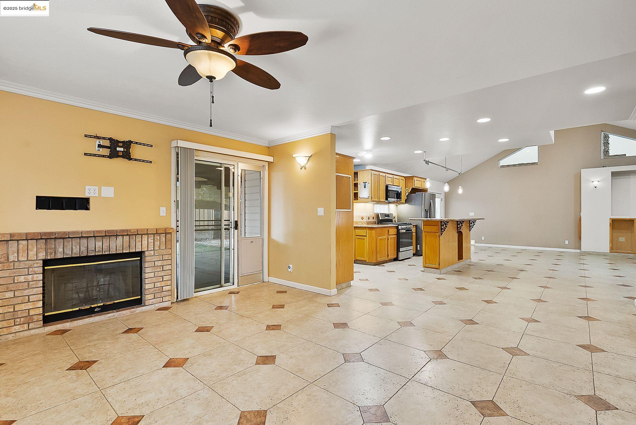 Detail Gallery Image 15 of 40 For 5130 Kegan Ln, Oakley,  CA 94561 - 3 Beds | 2/1 Baths