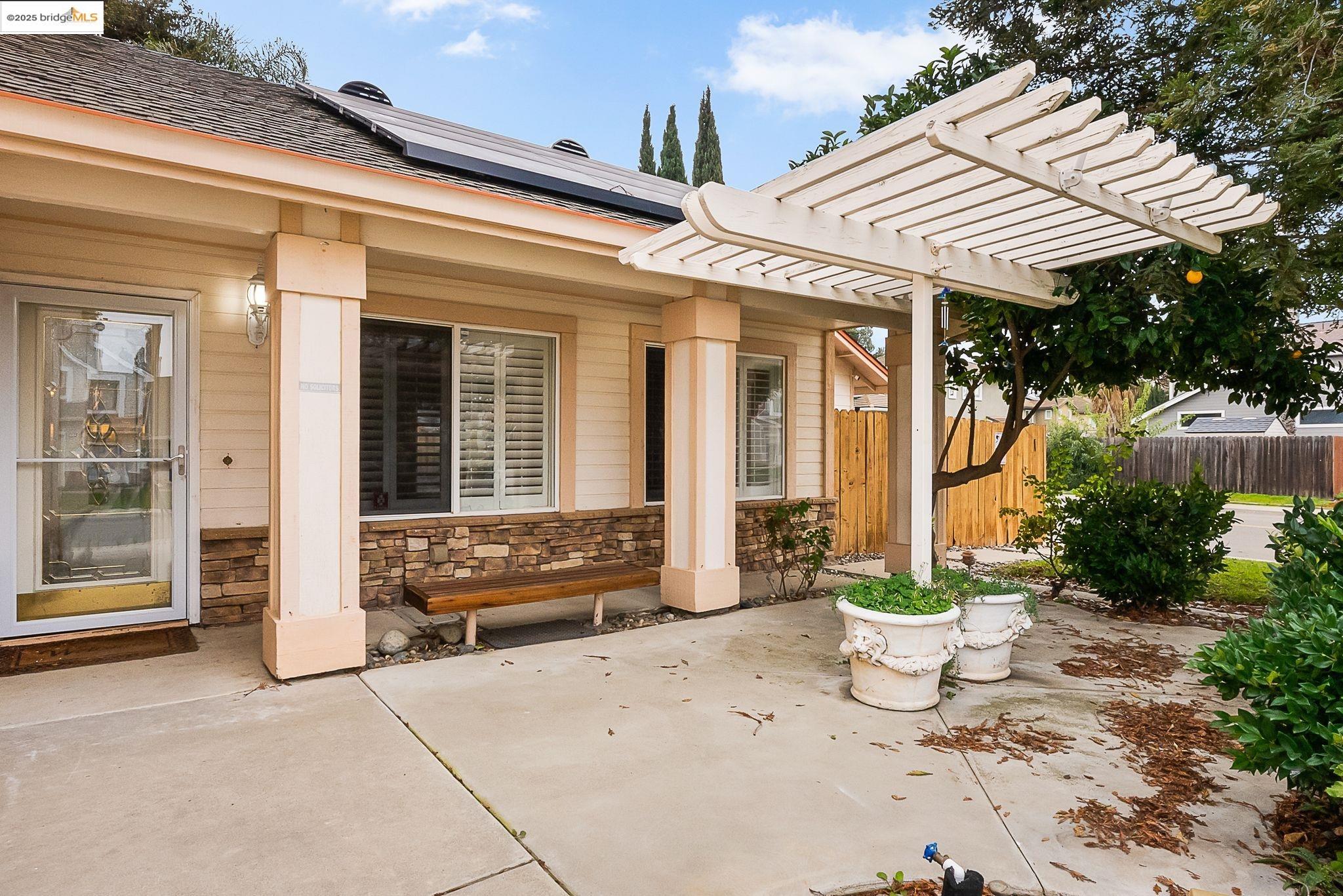 Detail Gallery Image 3 of 40 For 5130 Kegan Ln, Oakley,  CA 94561 - 3 Beds | 2/1 Baths