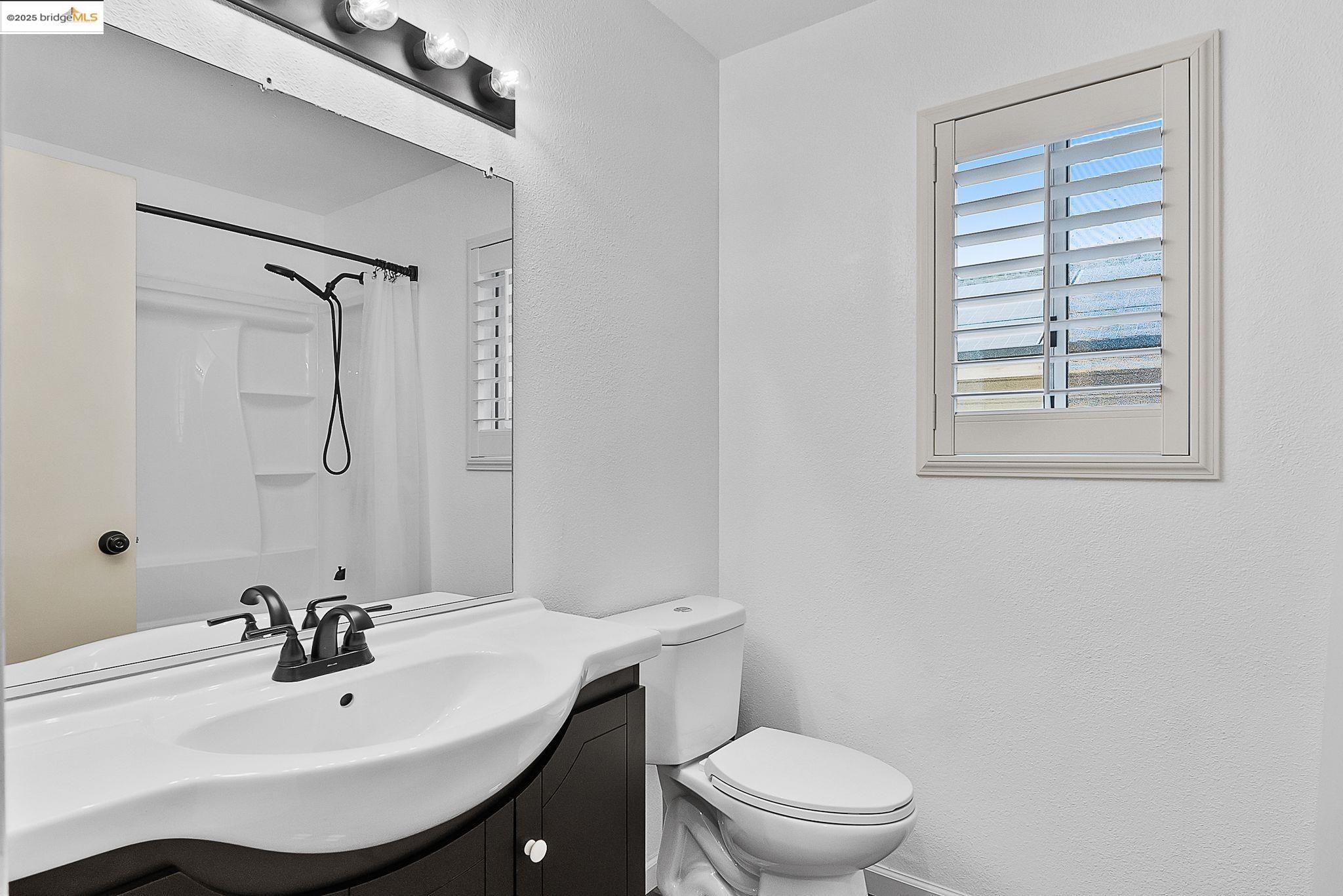 Detail Gallery Image 22 of 40 For 5130 Kegan Ln, Oakley,  CA 94561 - 3 Beds | 2/1 Baths