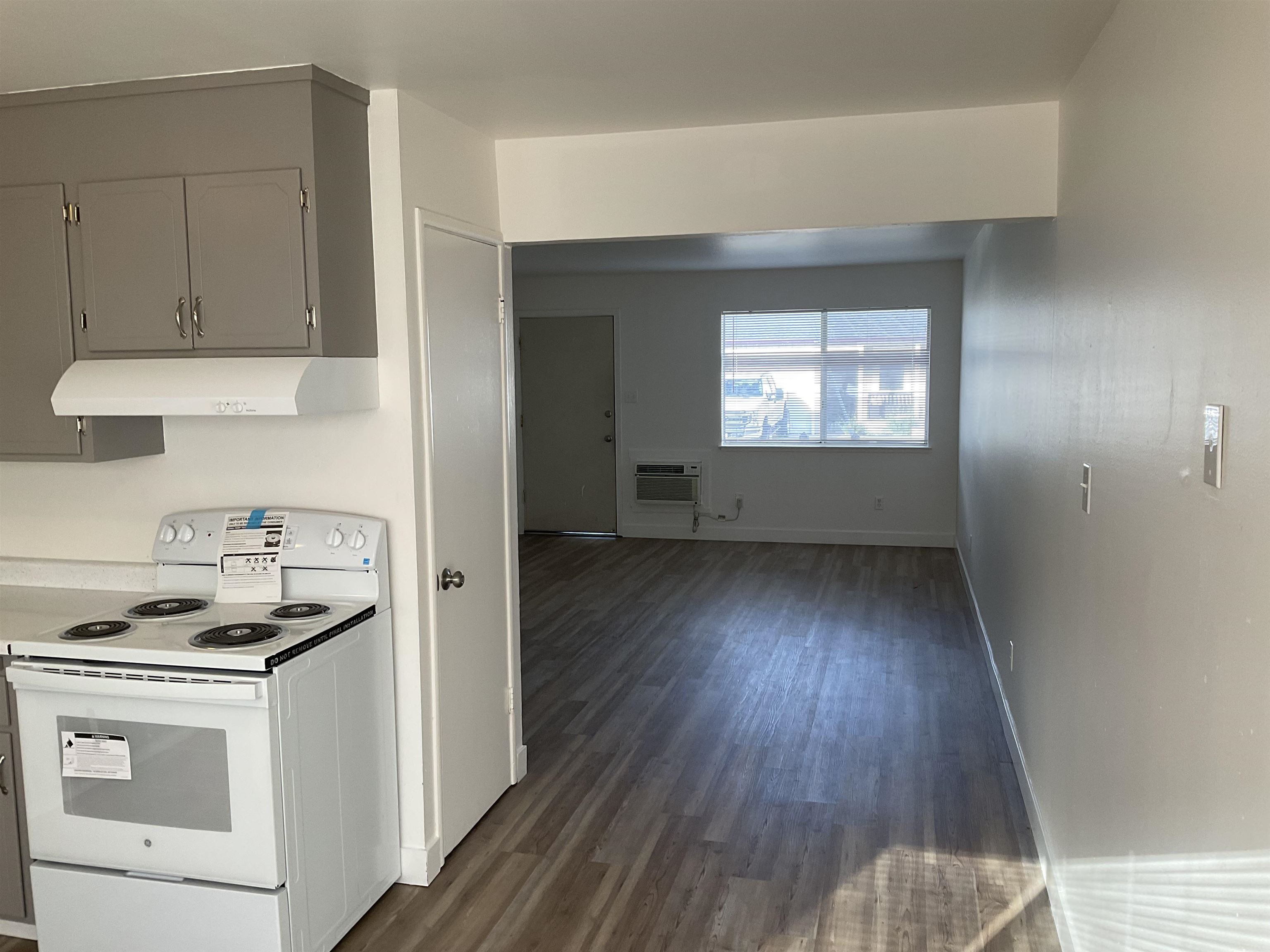 Detail Gallery Image 3 of 6 For Crest Street #1,  Antioch,  CA 94509 - 2 Beds | 1 Baths