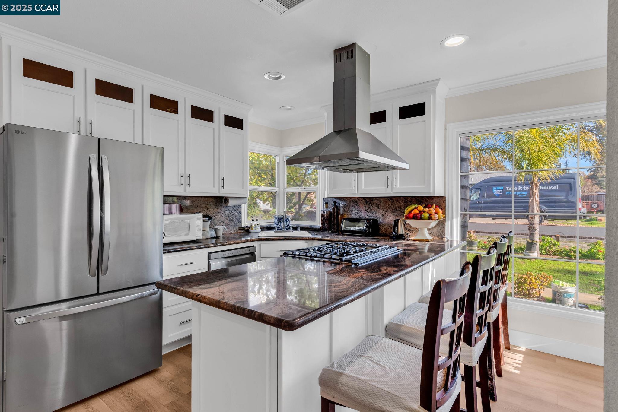 Detail Gallery Image 15 of 55 For 1455 Grove Way, Concord,  CA 94518 - 4 Beds | 3 Baths