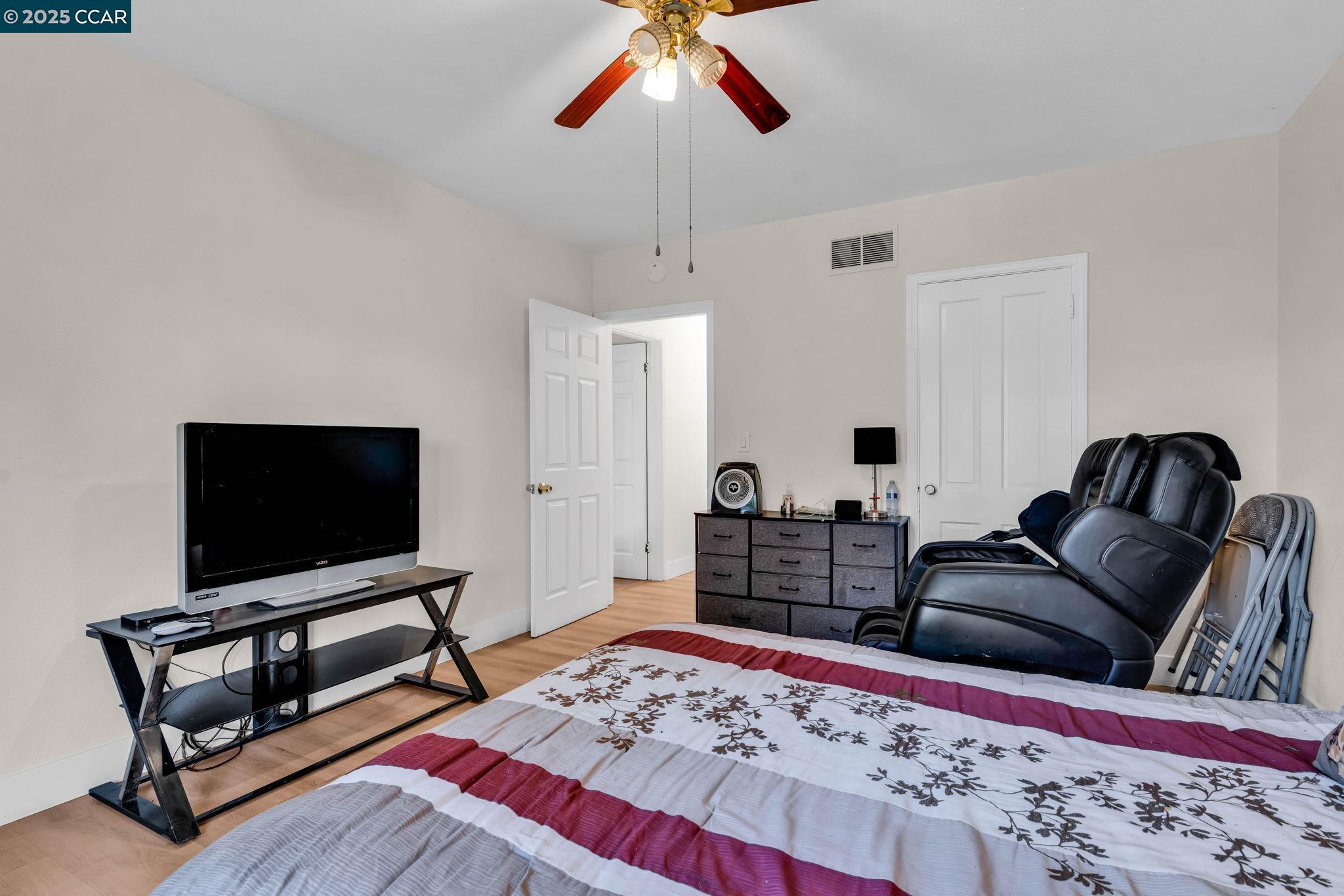 Detail Gallery Image 32 of 55 For 1455 Grove Way, Concord,  CA 94518 - 4 Beds | 3 Baths