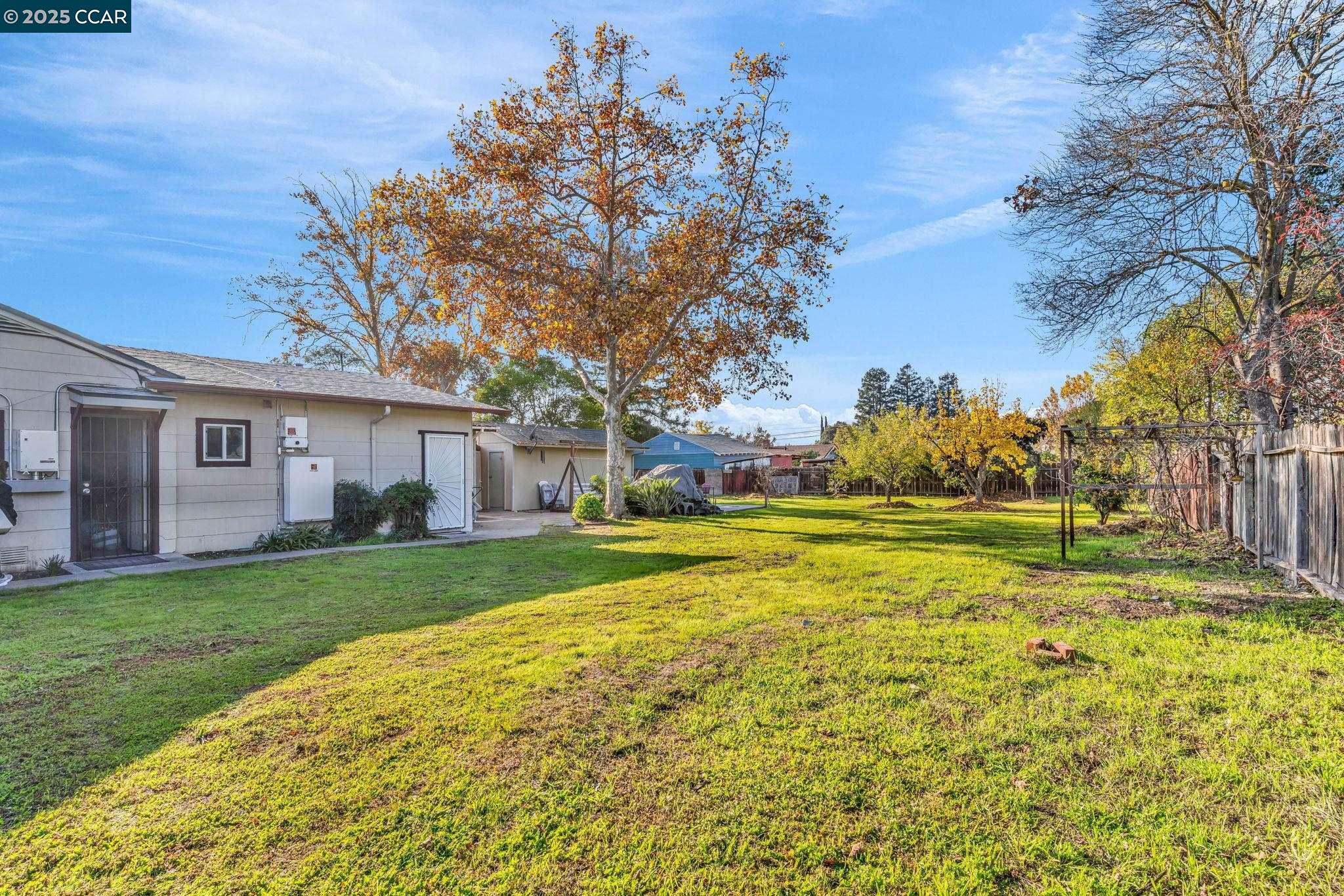 Detail Gallery Image 35 of 55 For 1455 Grove Way, Concord,  CA 94518 - 4 Beds | 3 Baths