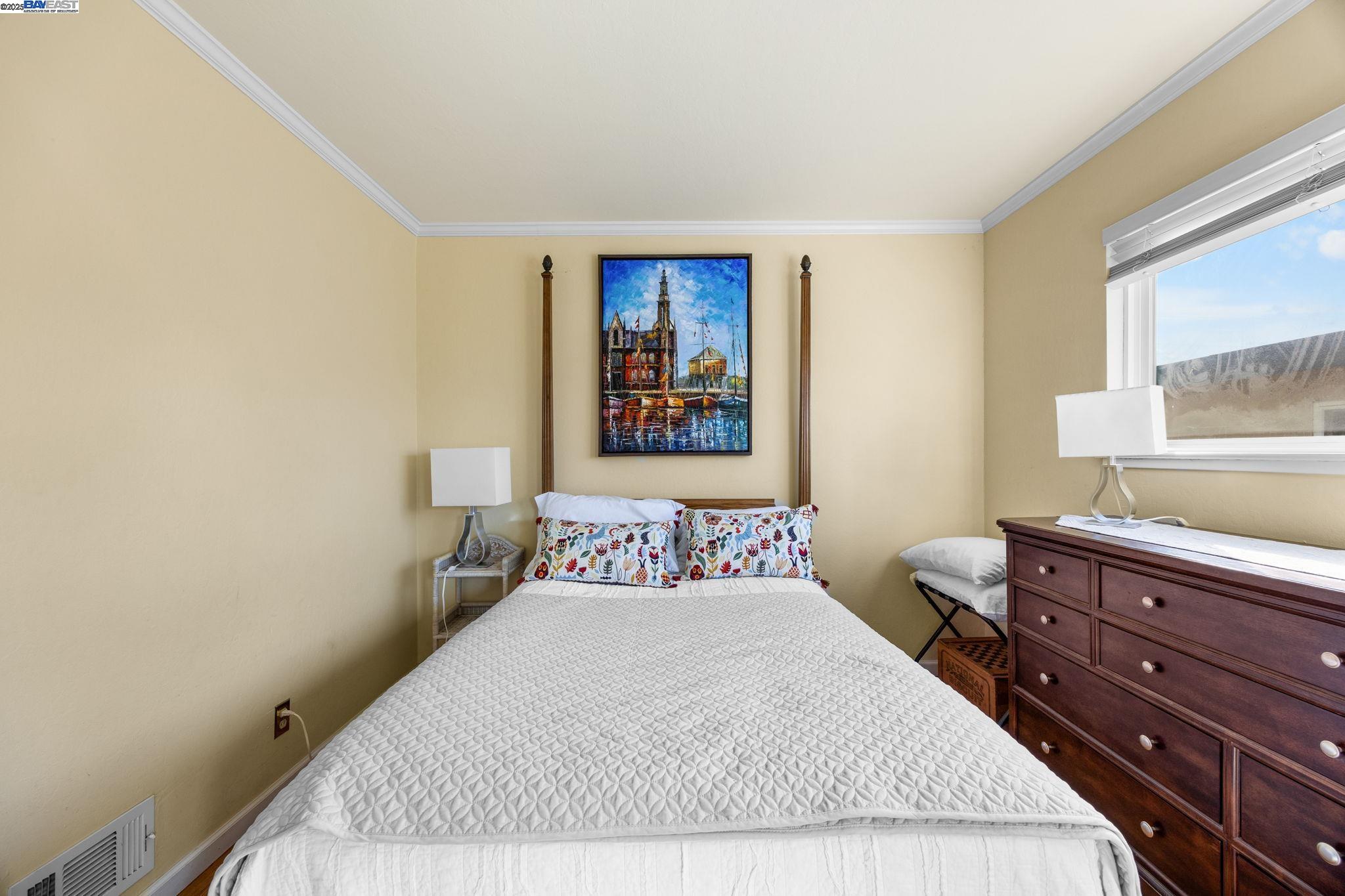 Detail Gallery Image 17 of 59 For 2461 Trenton Dr, San Bruno,  CA 94066 - 3 Beds | 2 Baths