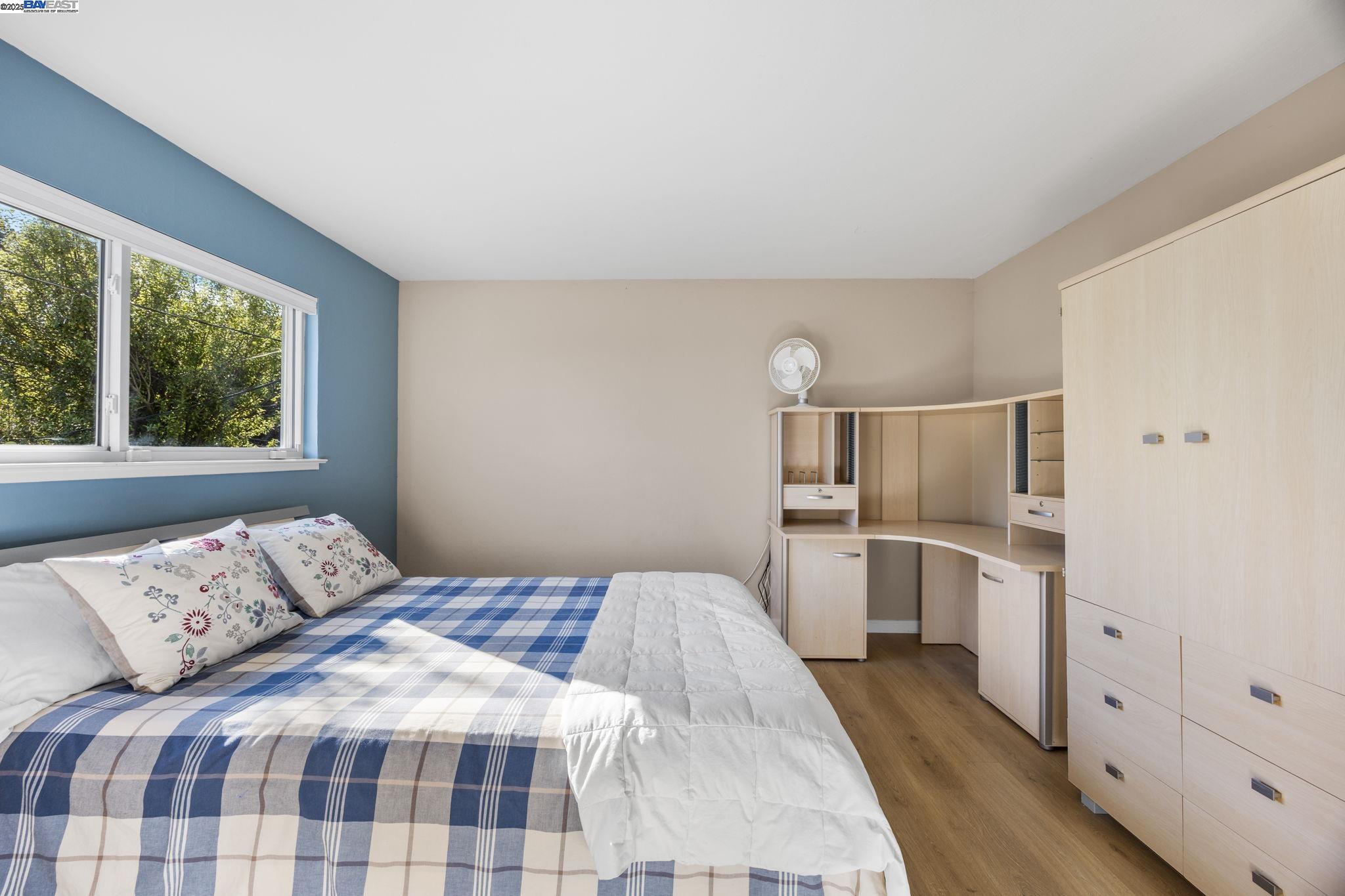 Detail Gallery Image 24 of 59 For 2461 Trenton Dr, San Bruno,  CA 94066 - 3 Beds | 2 Baths