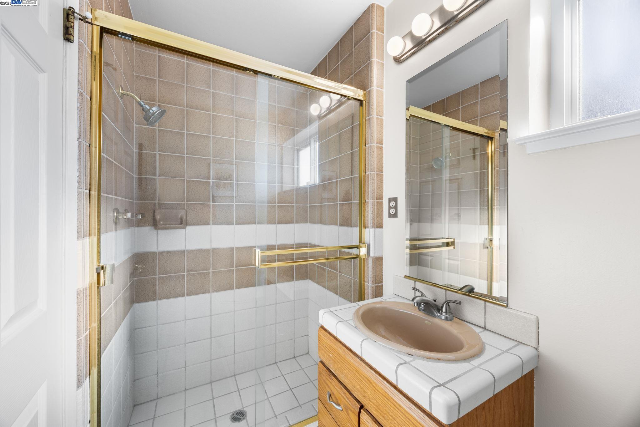 Detail Gallery Image 28 of 59 For 2461 Trenton Dr, San Bruno,  CA 94066 - 3 Beds | 2 Baths